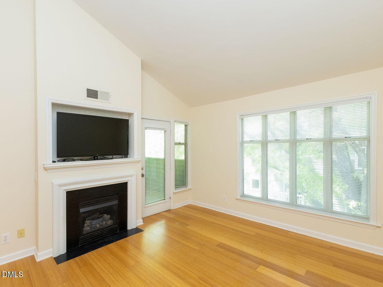 Wv22 - 1211 Westview Lane 305, Raleigh, NC 27605, Raleigh