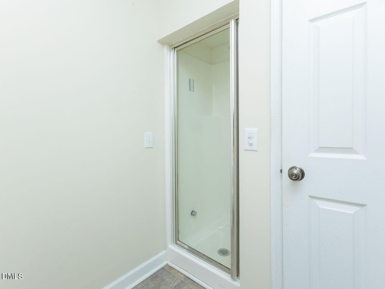 Wv40 - 1211 Westview Lane 305, Raleigh, NC 27605, Raleigh