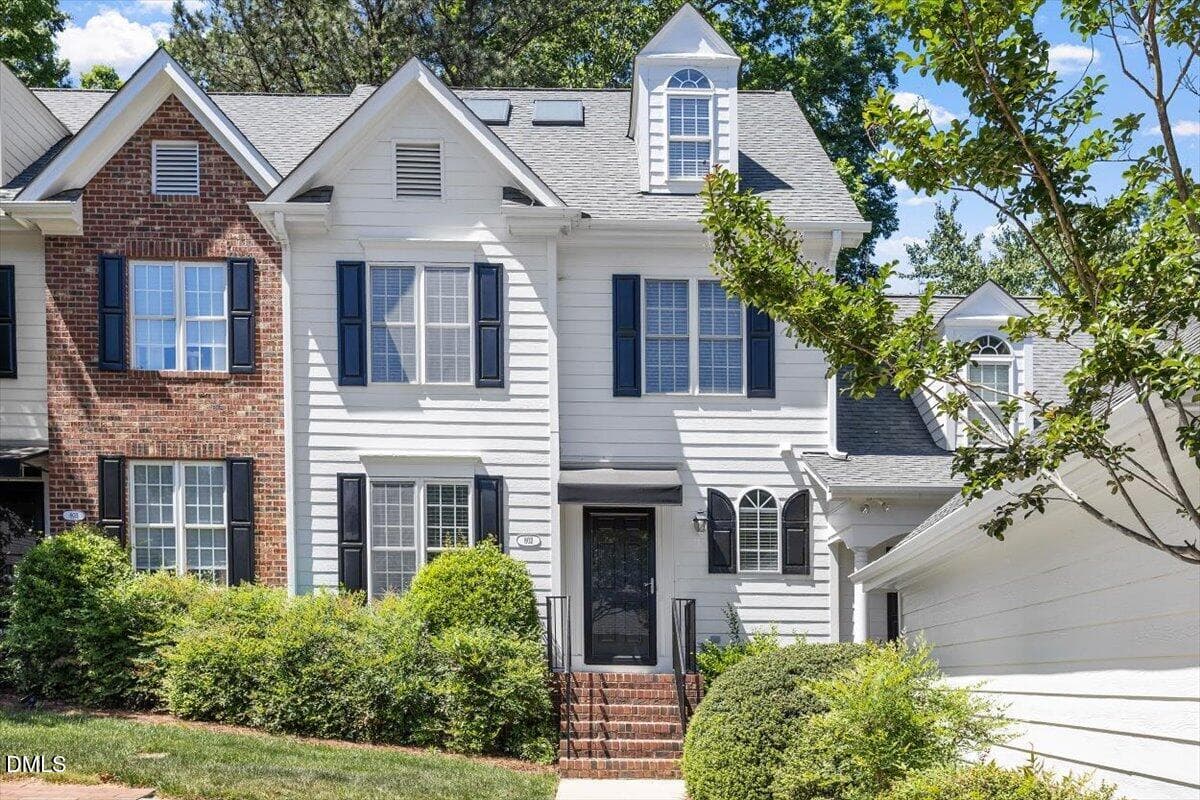802 Blackberry Lane, Durham, NC 27712