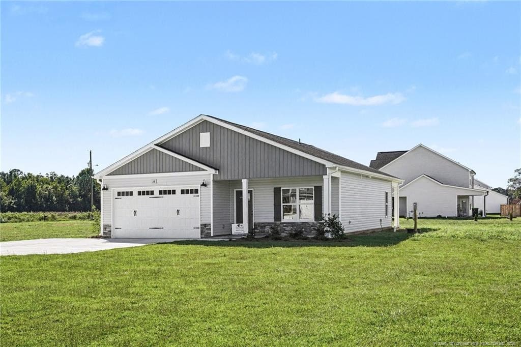 33 Evelene Way, Clinton, NC 28328