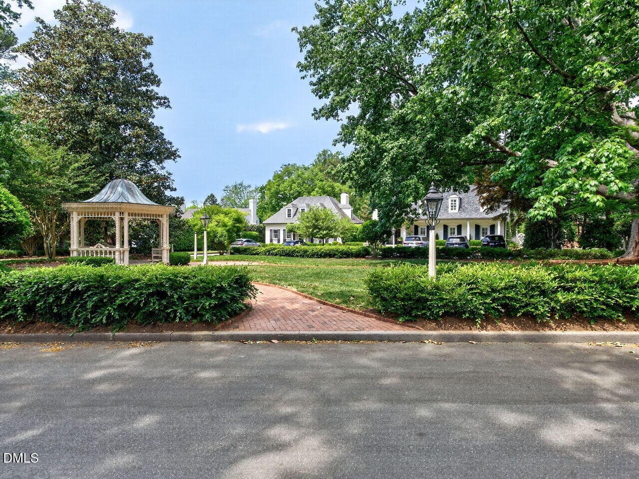 037-1280x960-community-common-area - 815-1 Marlowe Road, Raleigh, NC 27609, Raleigh