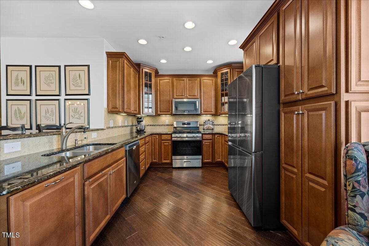09-2A1A2824 - 10520 Sablewood Drive 103, Raleigh, NC 27617, Raleigh