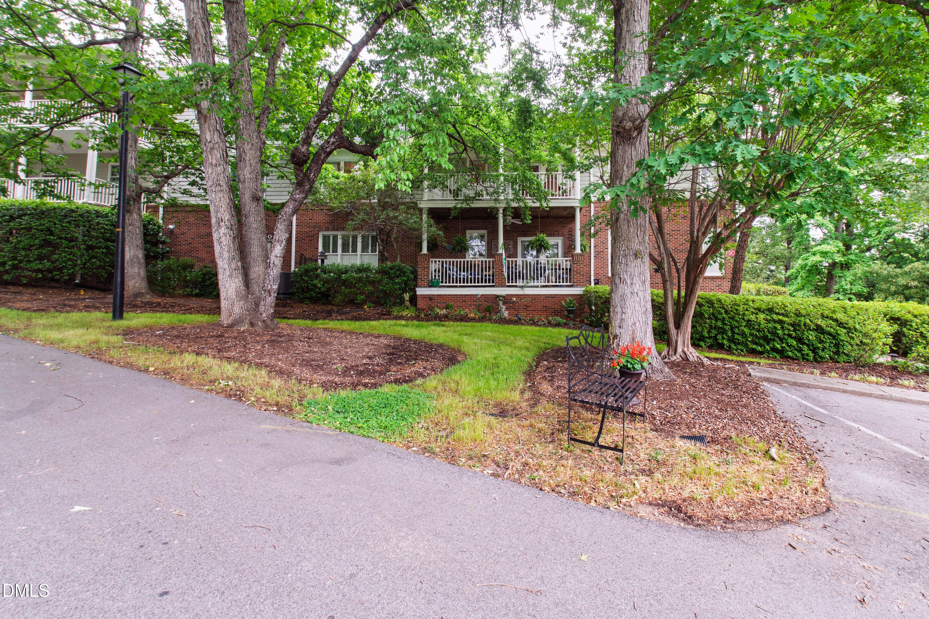 Edenburgh (1) - 100 Edenburgh Road 201, Raleigh, NC 27608, Raleigh