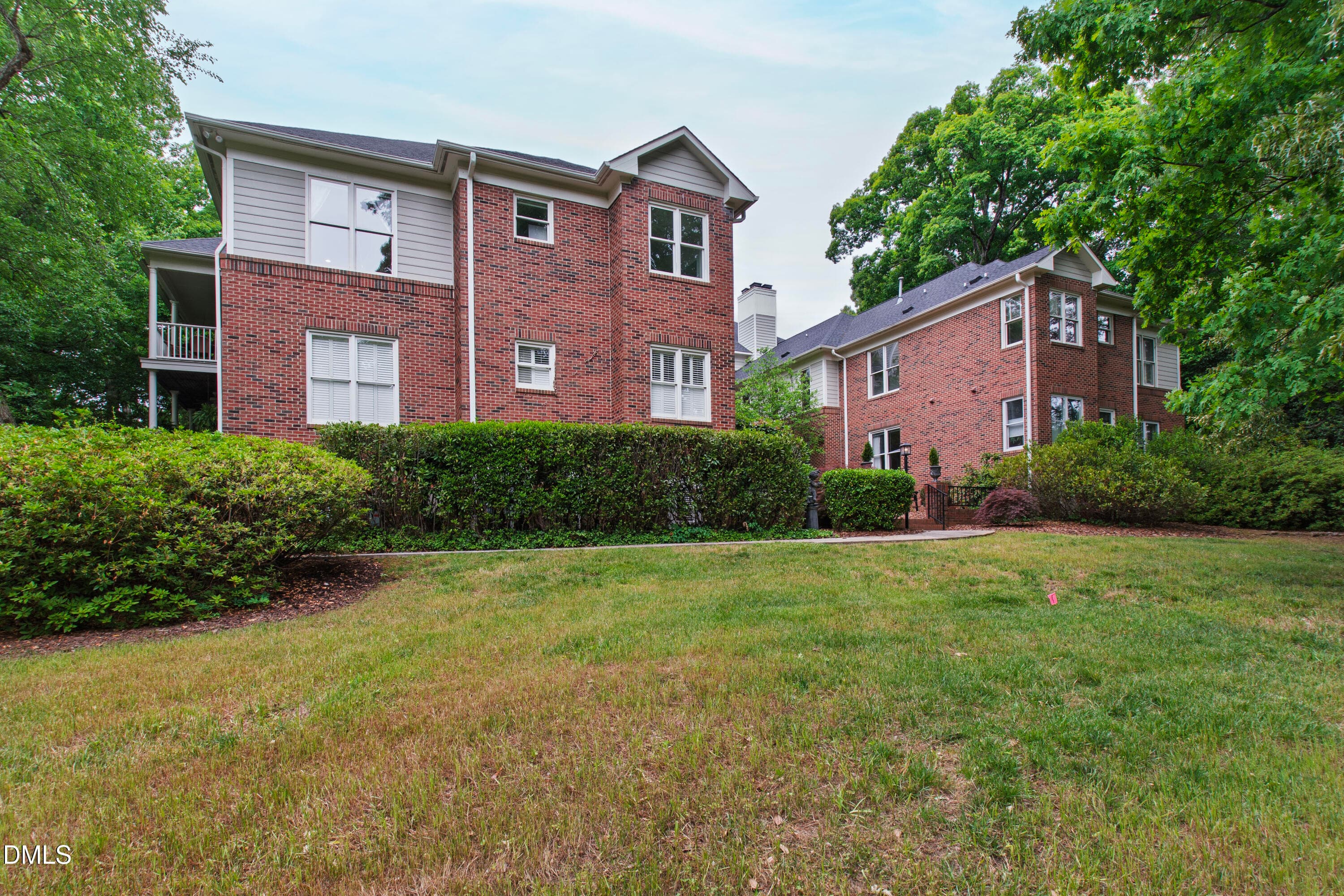 Edenburgh (4) - 100 Edenburgh Road 201, Raleigh, NC 27608, Raleigh