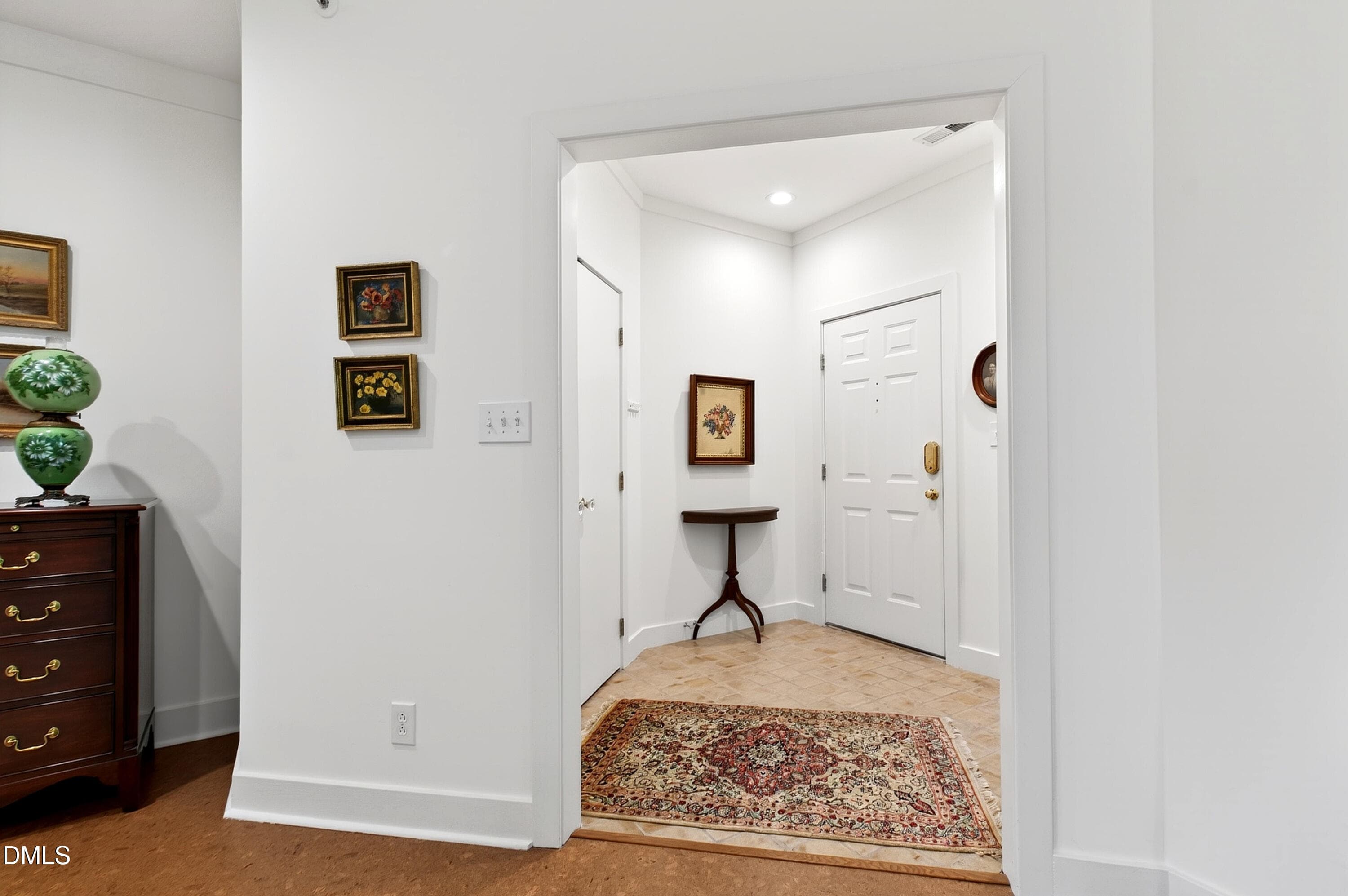 Edenburgh (9) - 100 Edenburgh Road 201, Raleigh, NC 27608, Raleigh