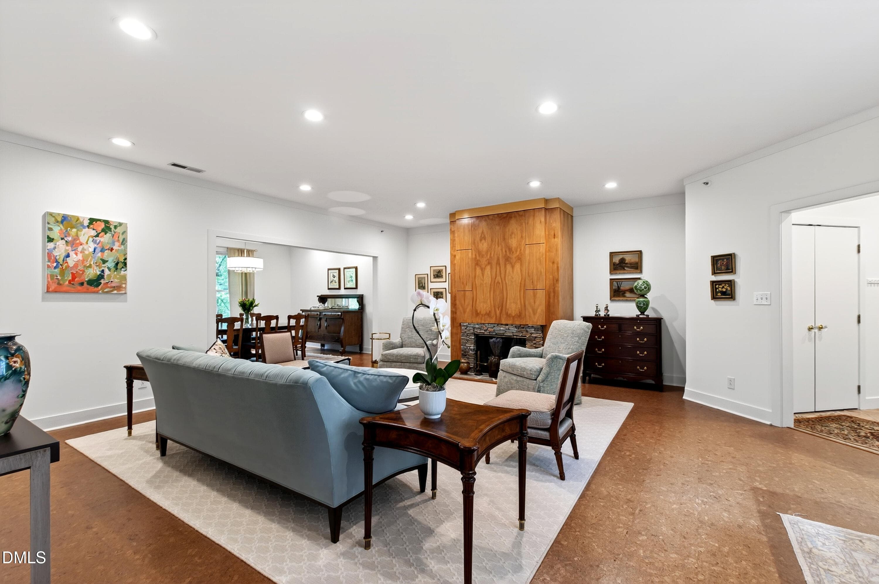 Edenburgh (12) - 100 Edenburgh Road 201, Raleigh, NC 27608, Raleigh