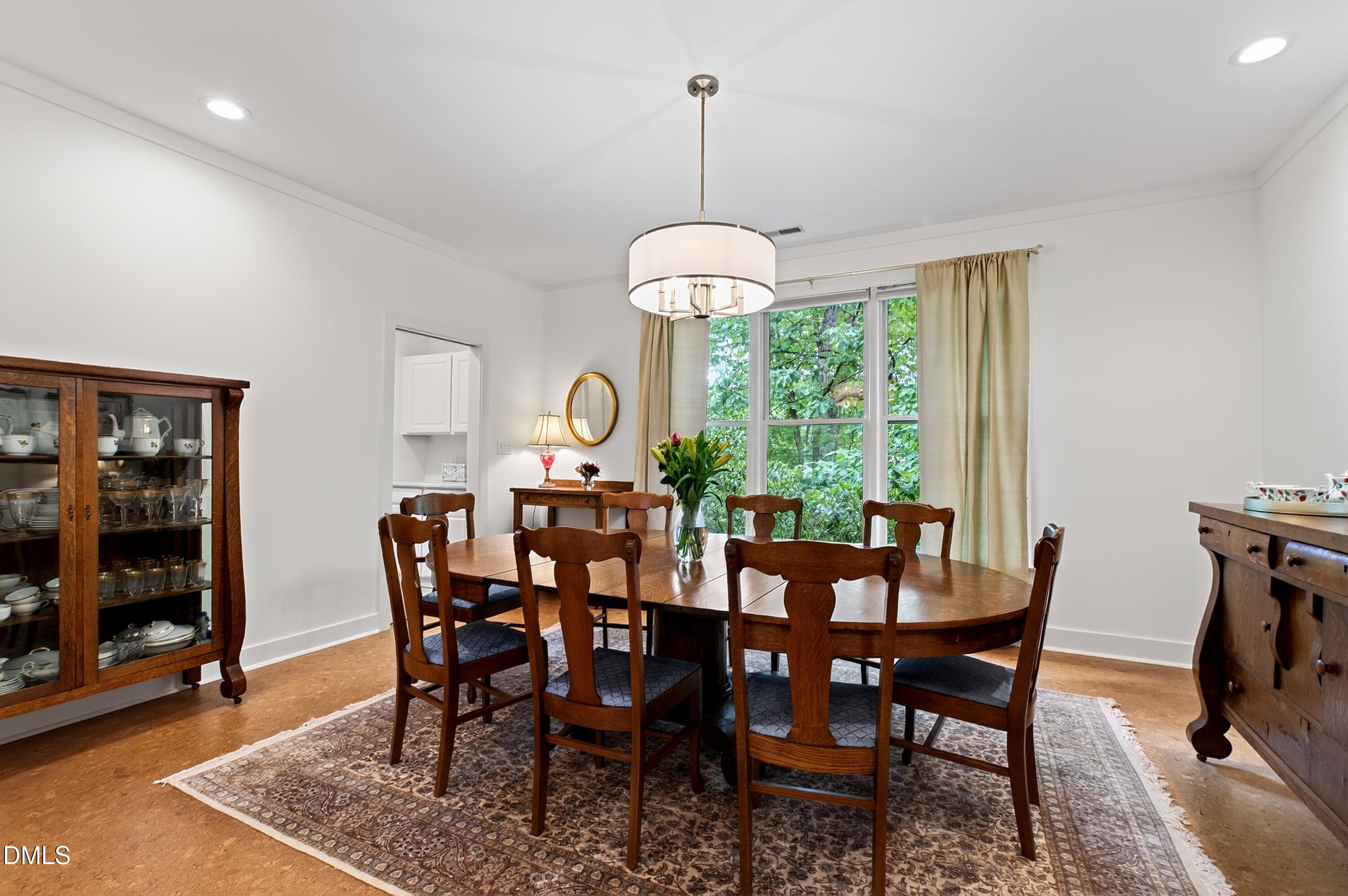 Edenburgh (19) - 100 Edenburgh Road 201, Raleigh, NC 27608, Raleigh