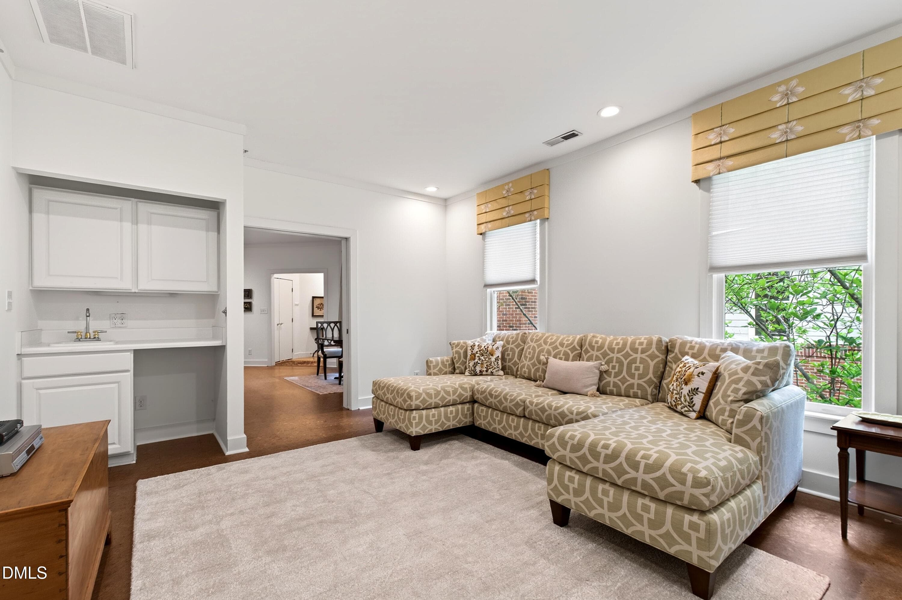 Edenburgh (22) - 100 Edenburgh Road 201, Raleigh, NC 27608, Raleigh