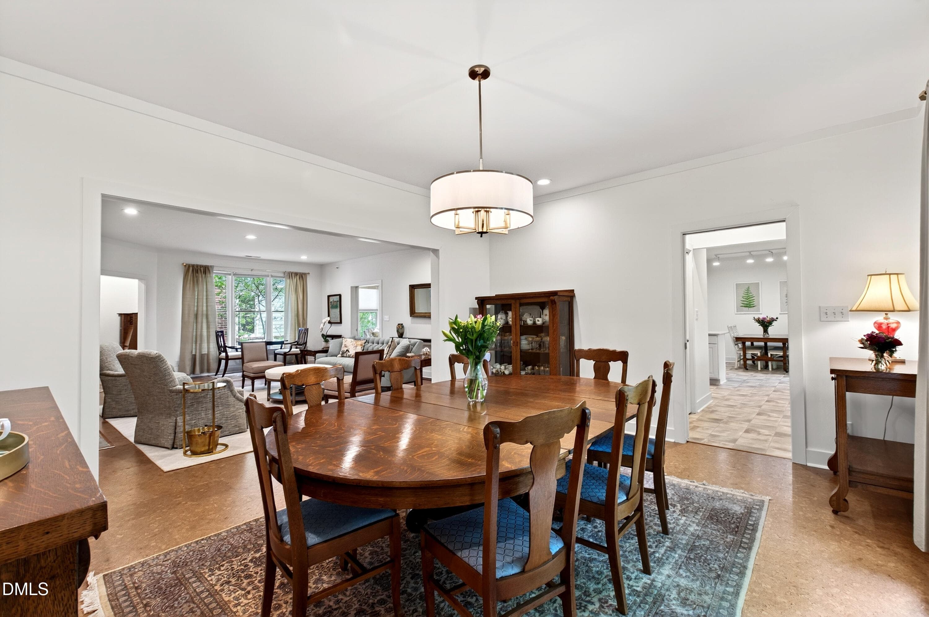 Edenburgh (25) - 100 Edenburgh Road 201, Raleigh, NC 27608, Raleigh
