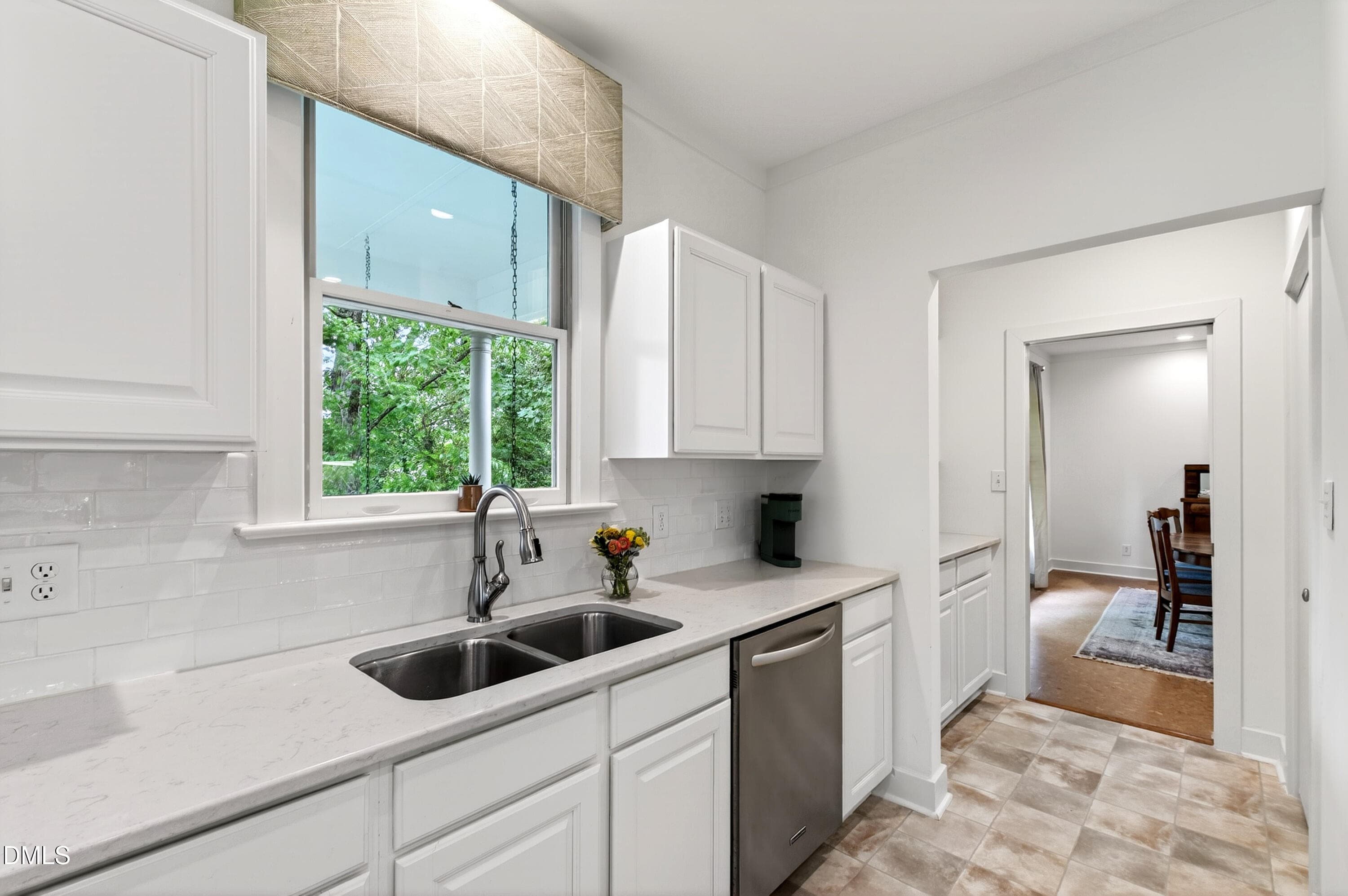 Edenburgh (36) - 100 Edenburgh Road 201, Raleigh, NC 27608, Raleigh