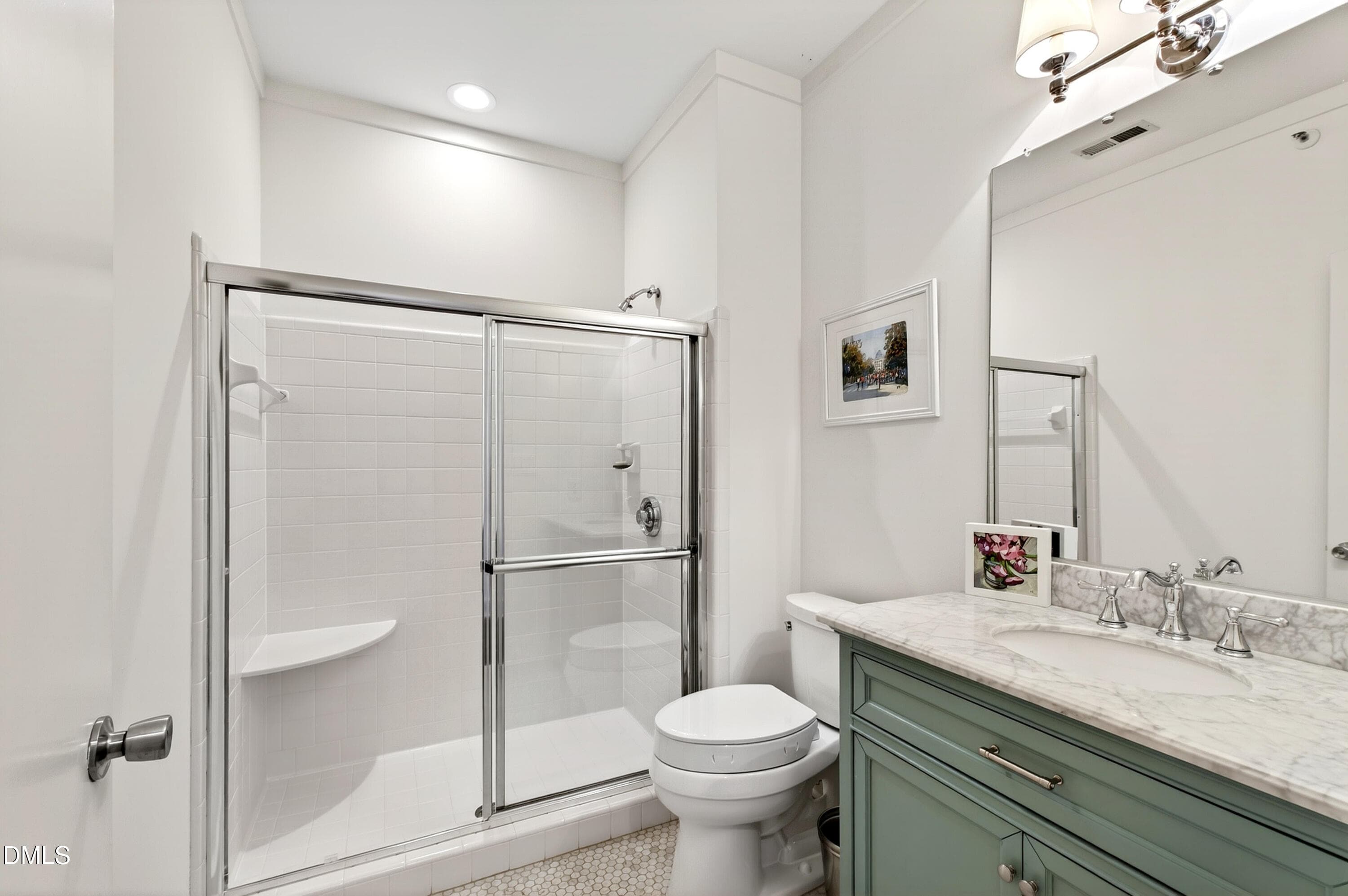 Edenburgh (42) - 100 Edenburgh Road 201, Raleigh, NC 27608, Raleigh