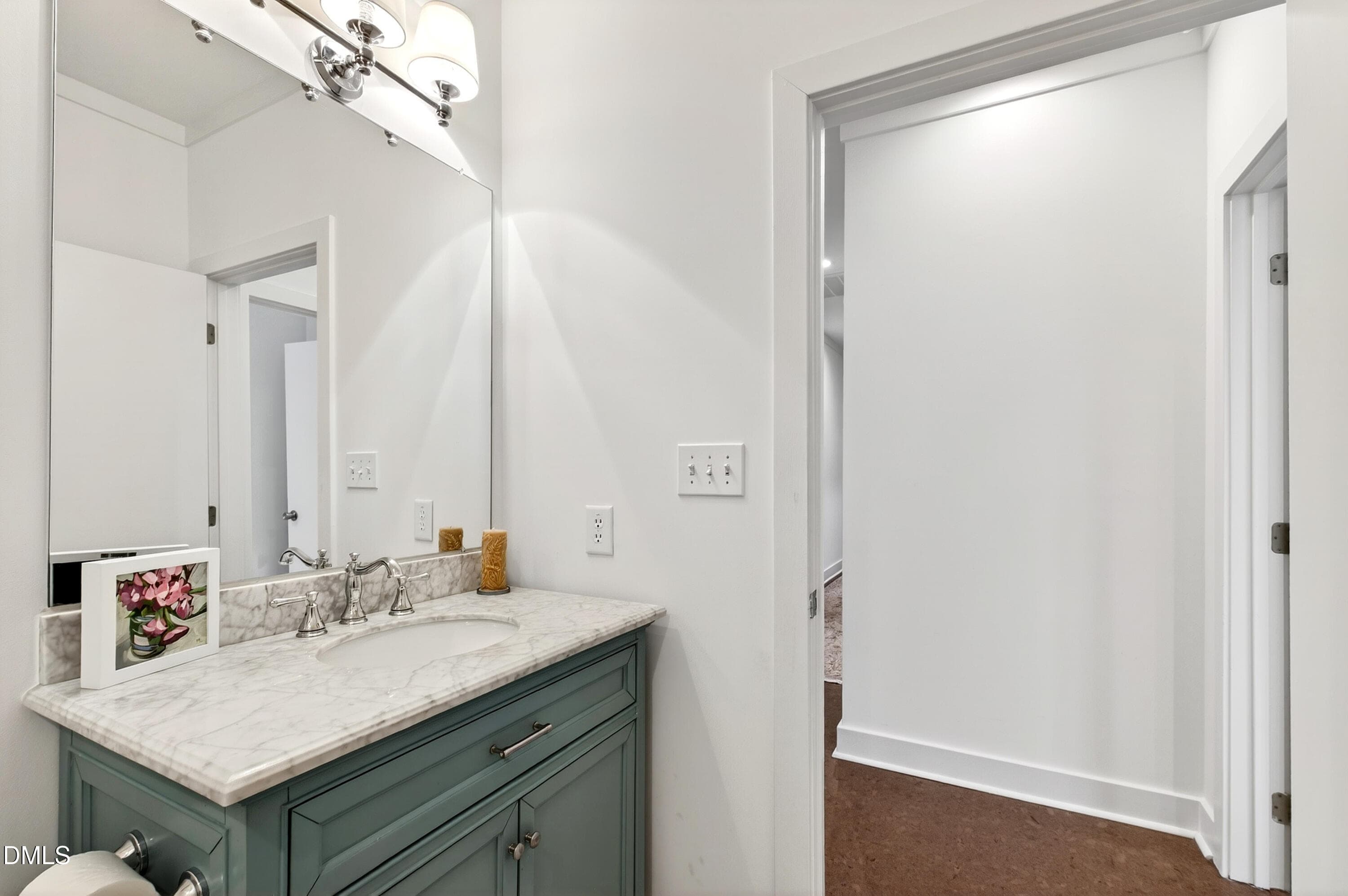Edenburgh (43) - 100 Edenburgh Road 201, Raleigh, NC 27608, Raleigh