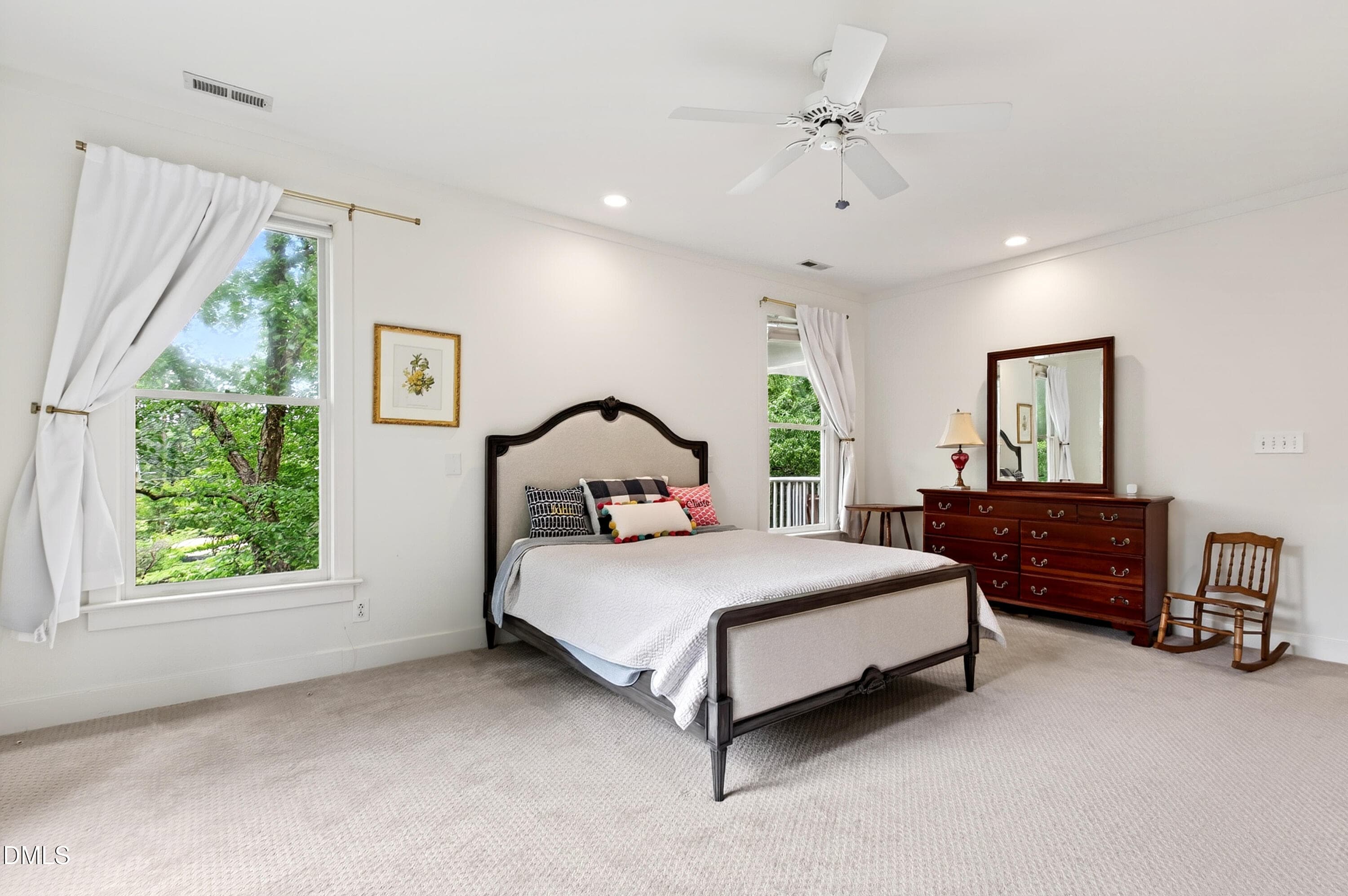 Edenburgh (46) - 100 Edenburgh Road 201, Raleigh, NC 27608, Raleigh