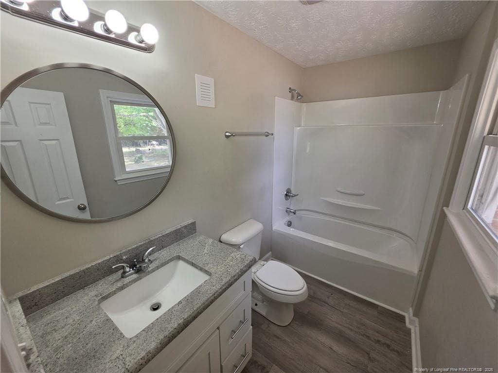Photo 13 - 220 Cecil Avenue, Spring Lake, NC 28390