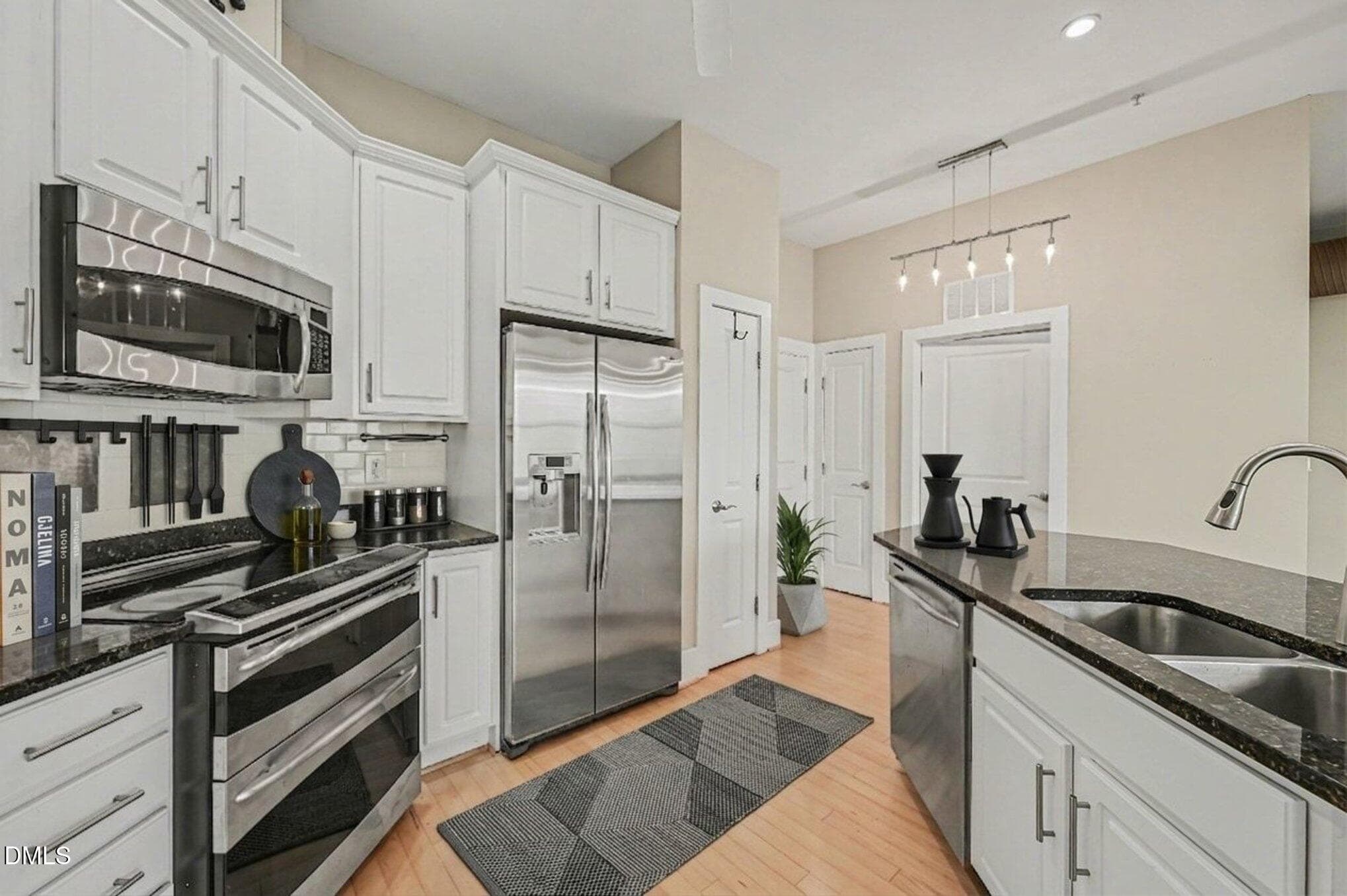028_file_6908 - 300 Finsbury Street Apt 306, Durham, NC 27703, Durham