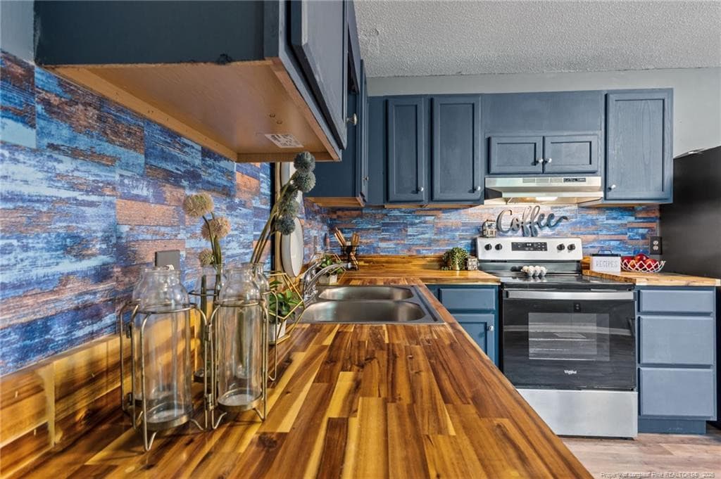 Photo 4 - 2633 Dumbarton Road, Fayetteville, NC 28306, Fayetteville