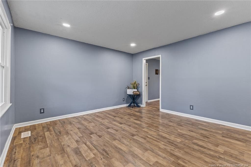 Photo 12 - 2633 Dumbarton Road, Fayetteville, NC 28306, Fayetteville