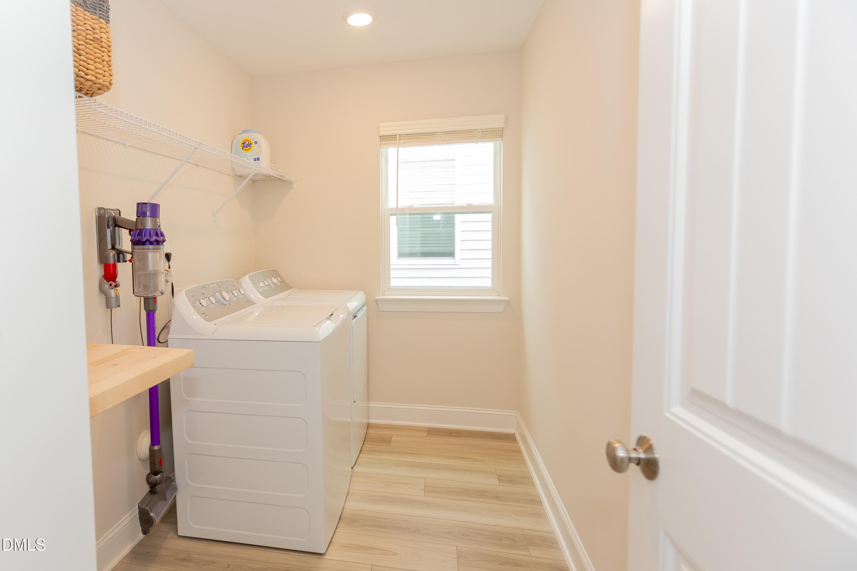 Upstairs Laundry - 1048 Arbor Edge Lane, Durham, NC 27703, Durham
