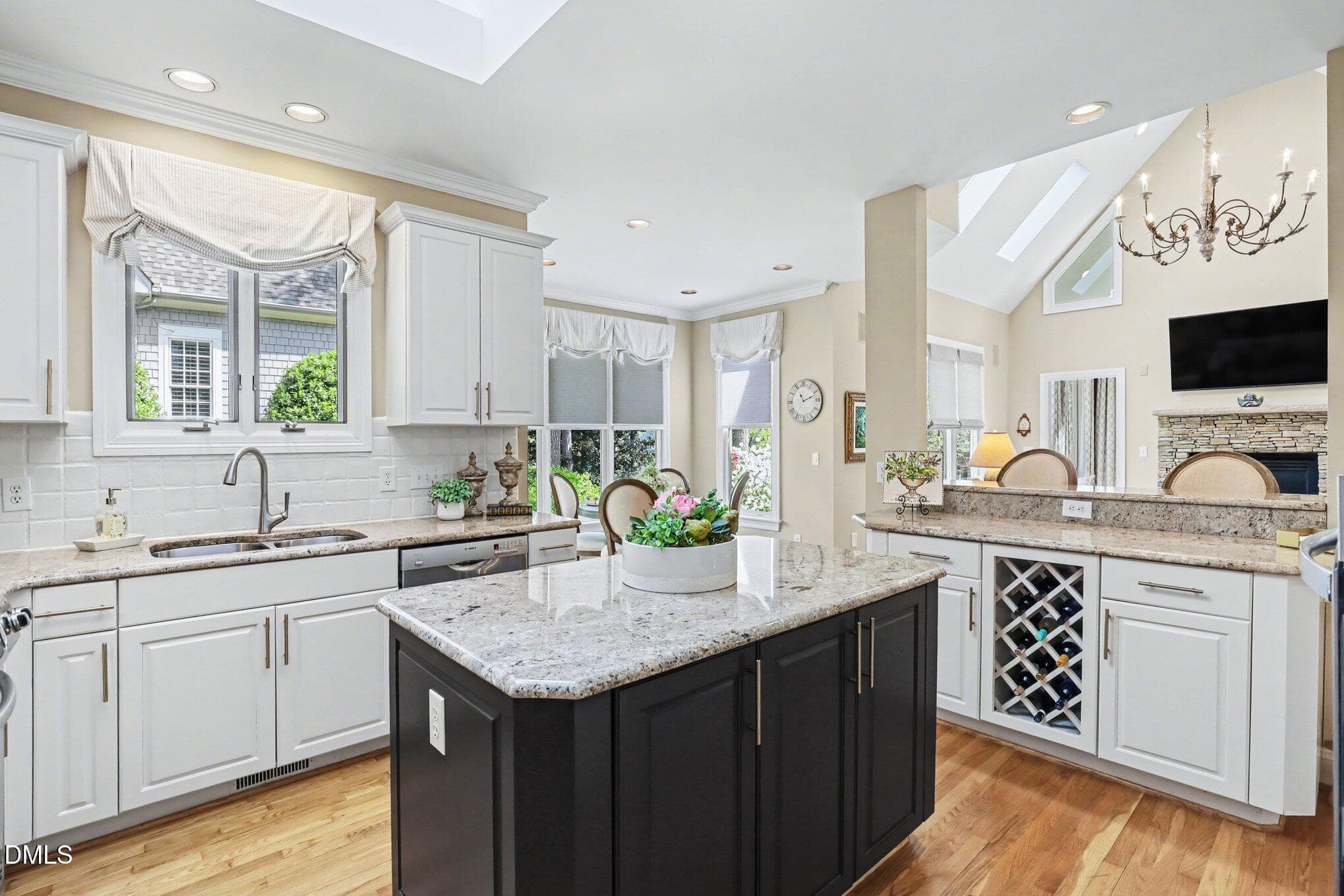 Kitchen - 81006 Alexander, Chapel Hill, NC 27517, Chapel Hill