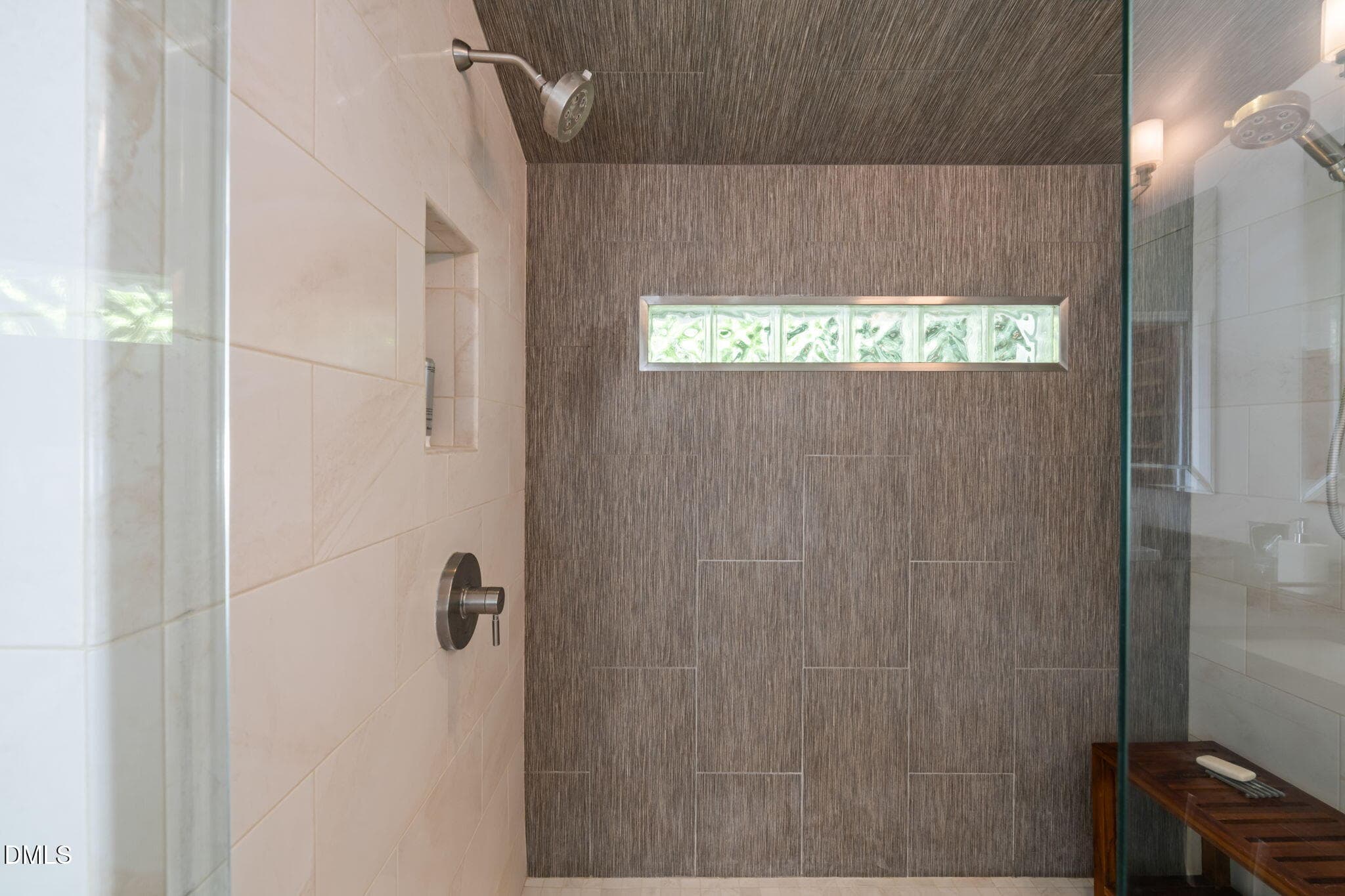 Walk-in Shower - 1401 Old Trinity Circle, Raleigh, NC 27607, Raleigh