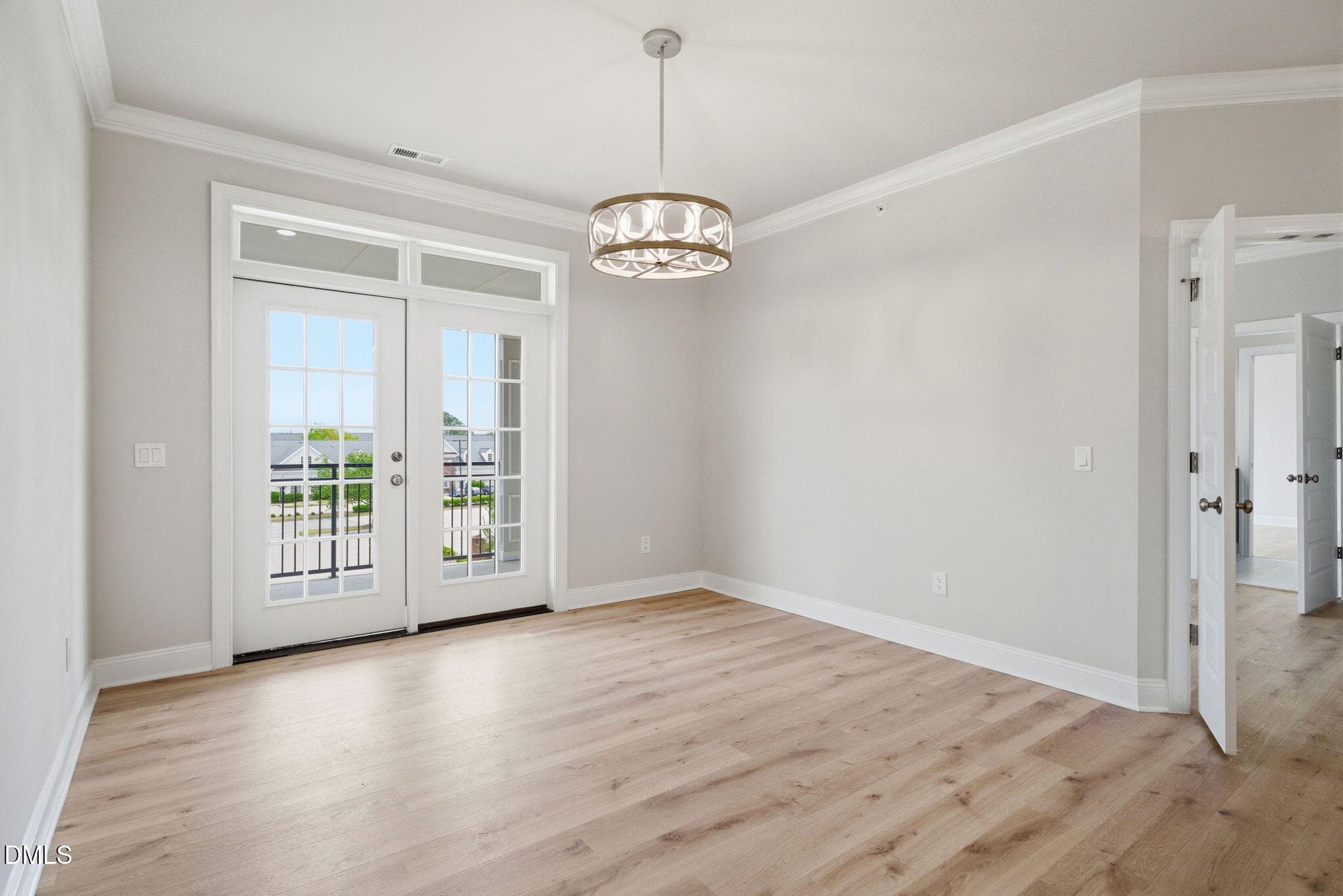 30-web-or-mls-dsc05701 - 1600 Gathering Park Circle 304, Cary, NC 27519, Cary
