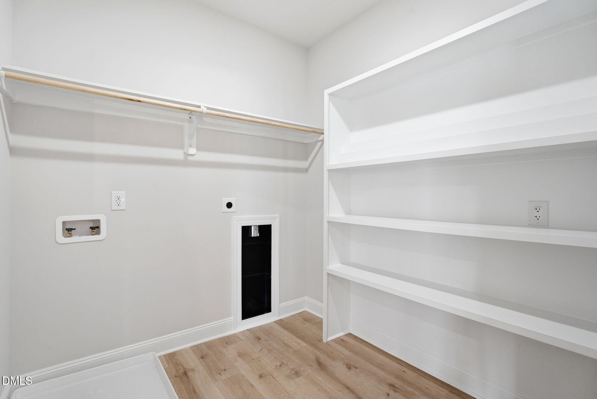 35-web-or-mls-dsc05716 - 1600 Gathering Park Circle 304, Cary, NC 27519, Cary