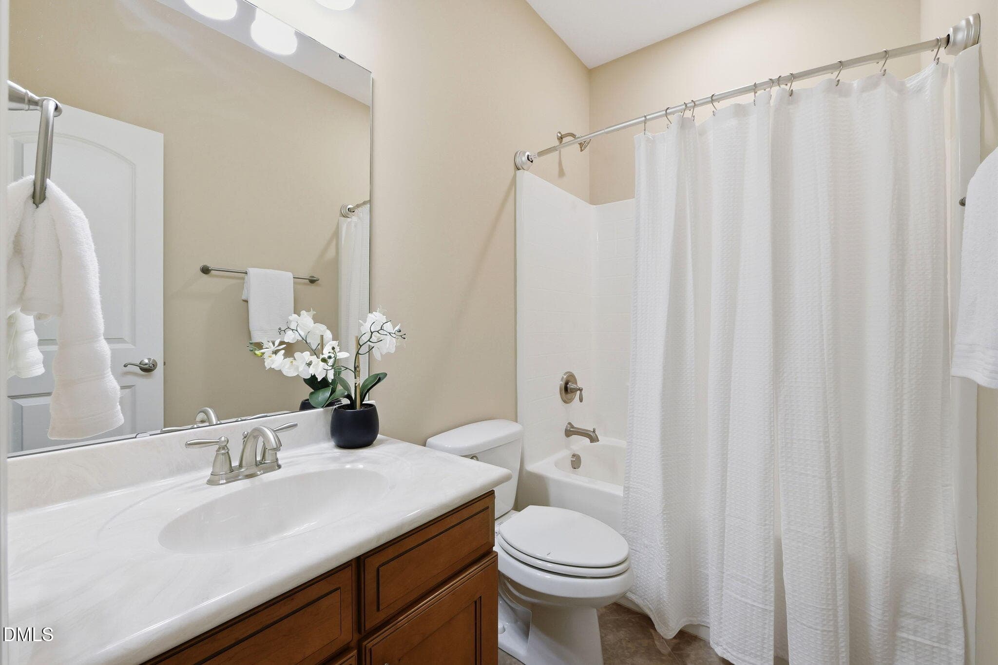 45-web-or-mls-P1123645 - 804 Long Meadows Road, Chapel Hill, NC 27516, Chapel Hill