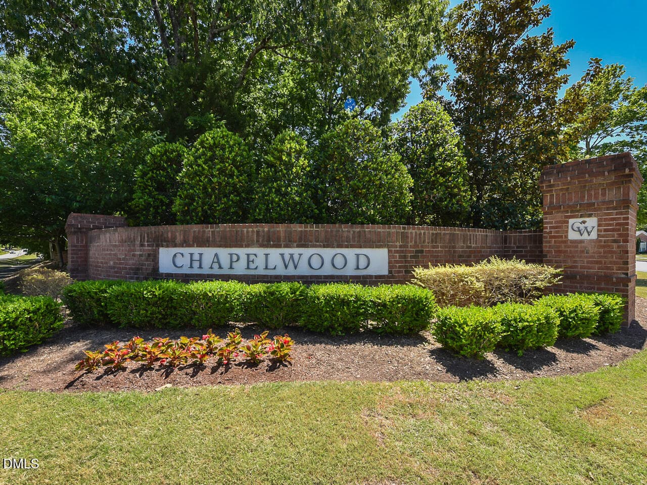 community entrance - OK - 242 Hales Wood Road, Chapel Hill, NC 27517, Chapel Hill