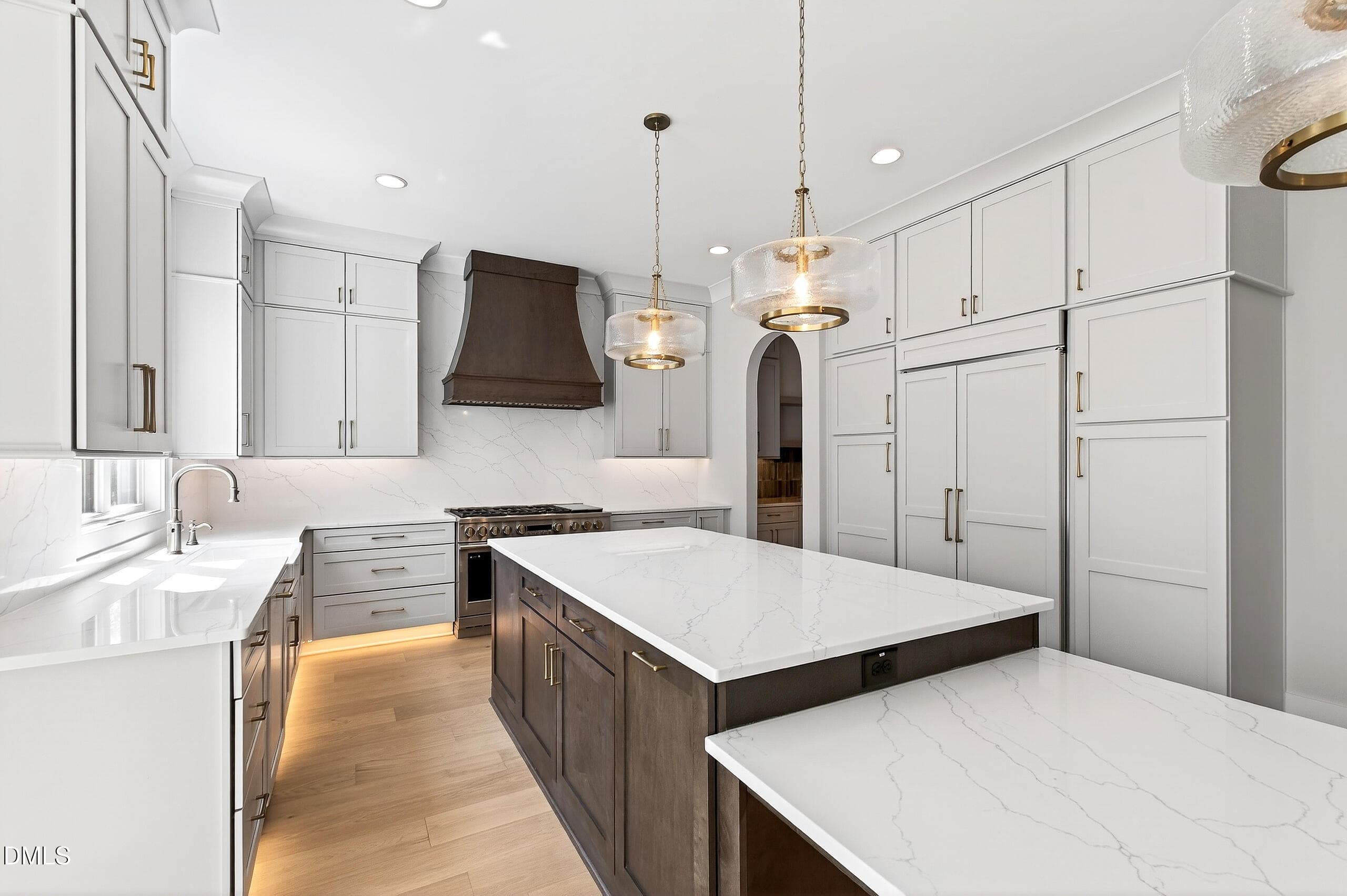 Carriage (86) - 688 Lynch Road, Selma, NC 27576