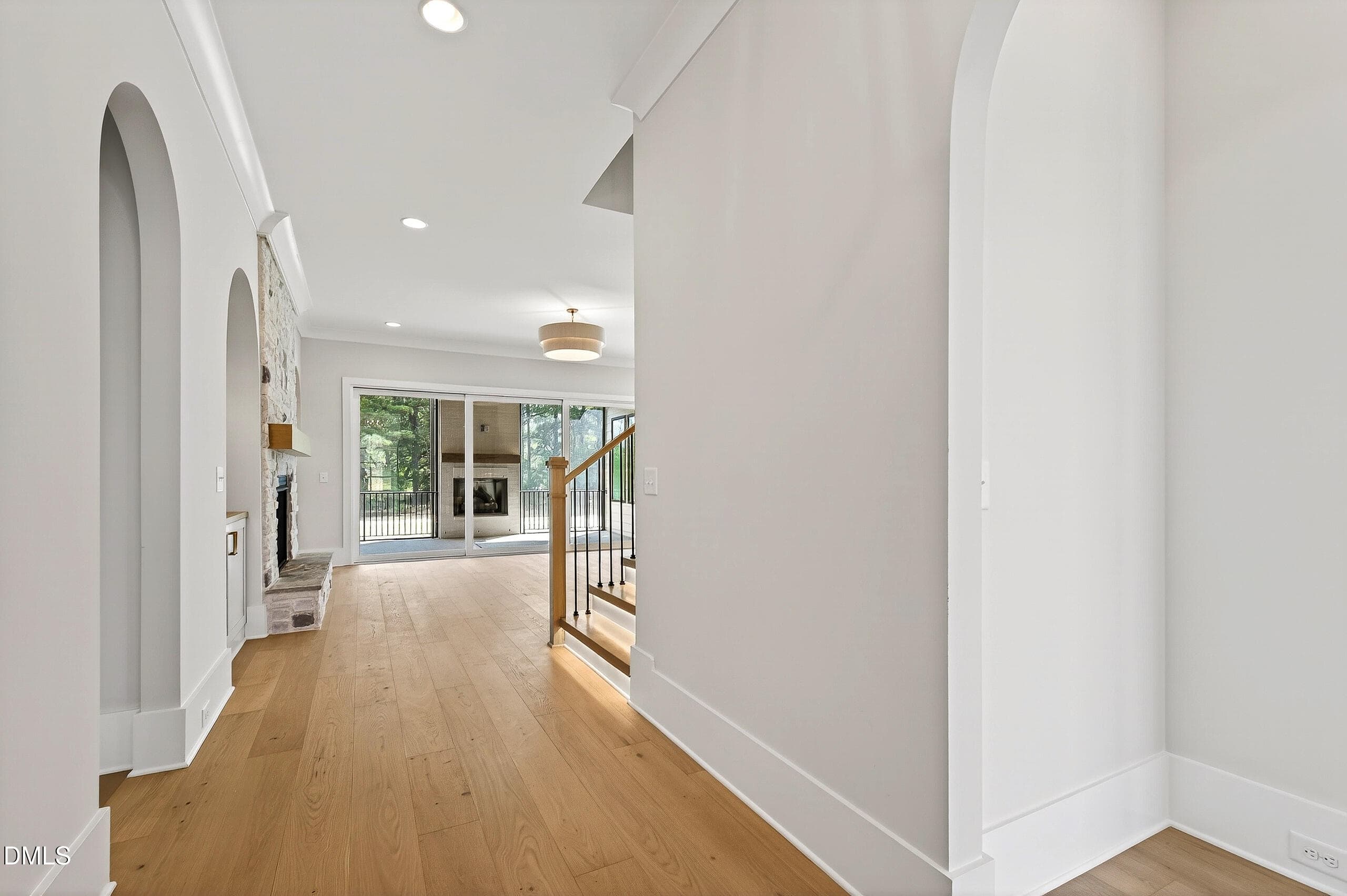 Carriage (62) - 688 Lynch Road, Selma, NC 27576