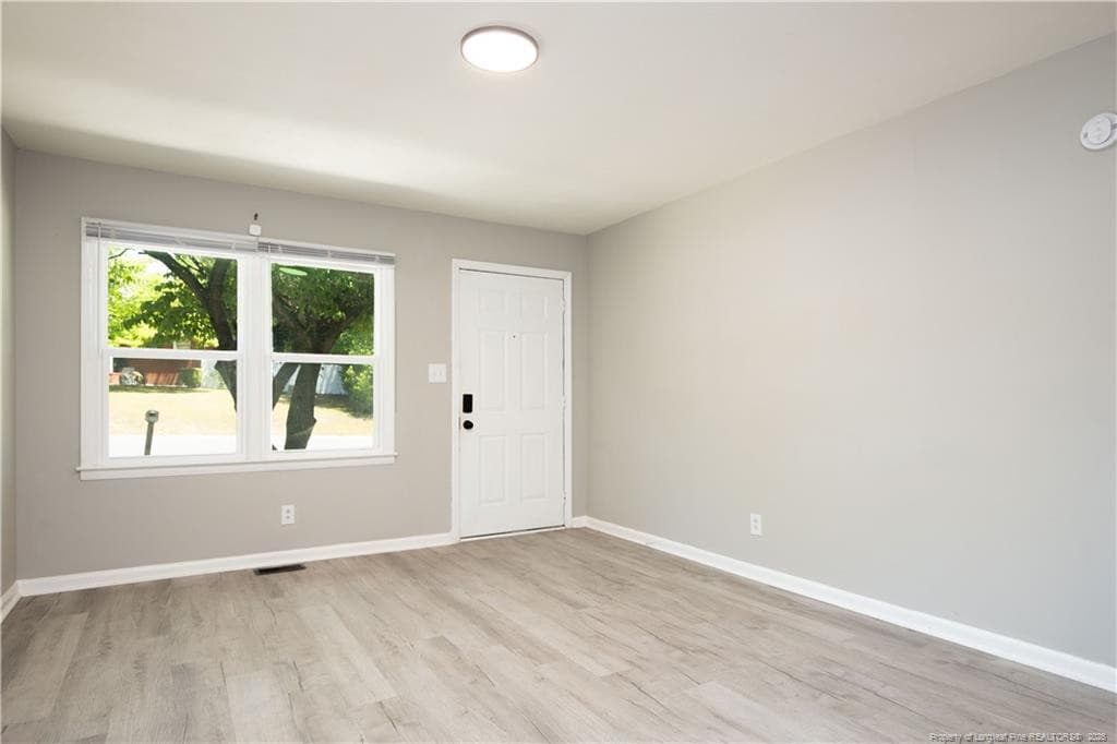 Photo 4 - 819 Isley Street, Fayetteville, NC 28305, Fayetteville