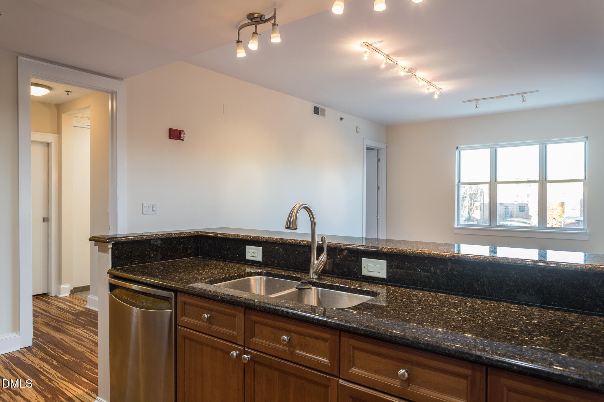 9 618 N Boylan Ave Int Unit 528 mls - 618 N Boylan Avenue 528, Raleigh, NC 27603, Raleigh