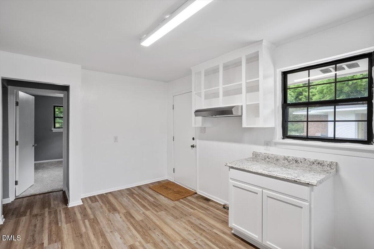 Kitchen 5 - 424 Como Drive, Raleigh, NC 27610, Raleigh