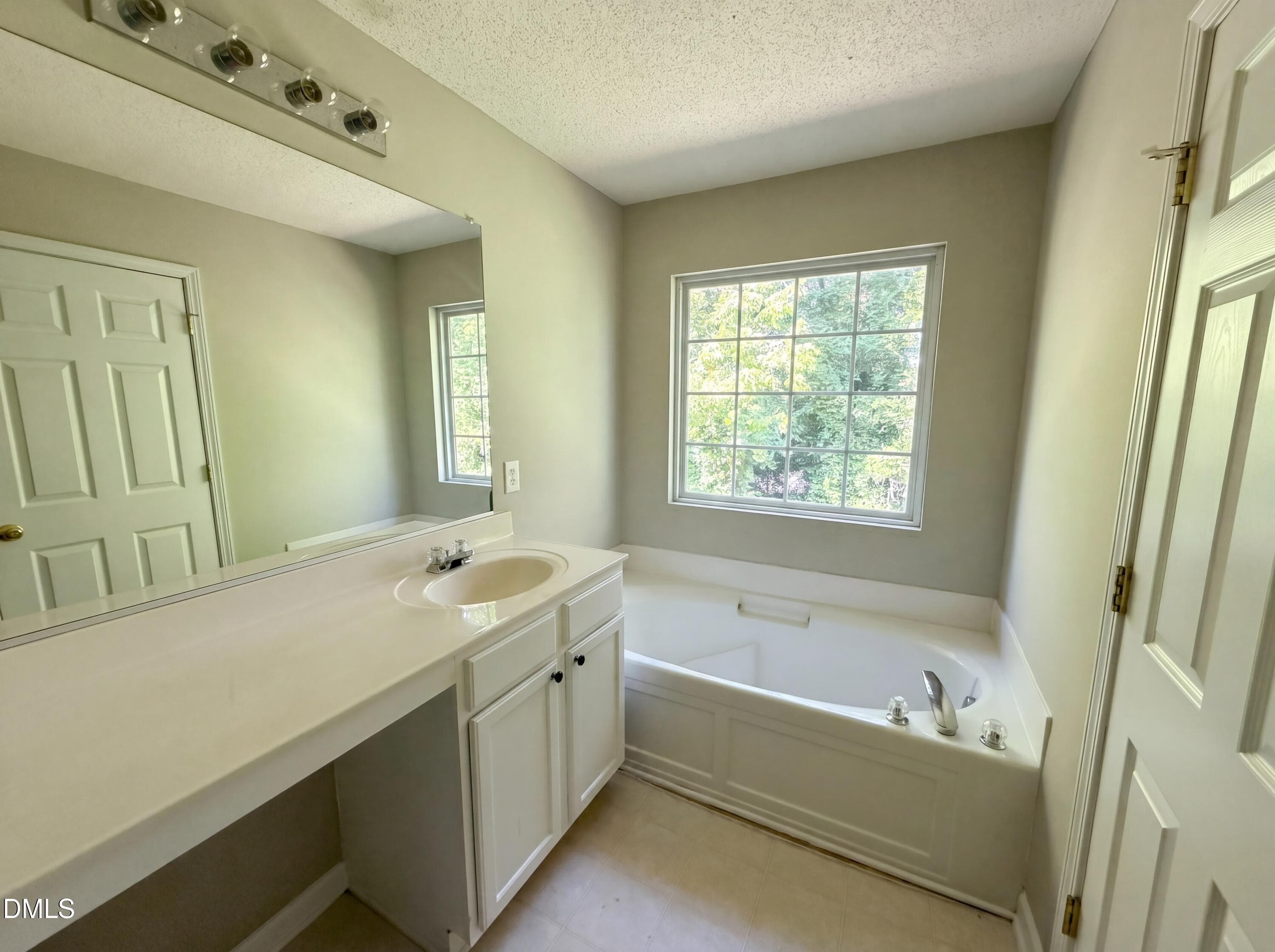 listing_9 - 43 Edgebrook Circle, Durham, NC 27703, Durham