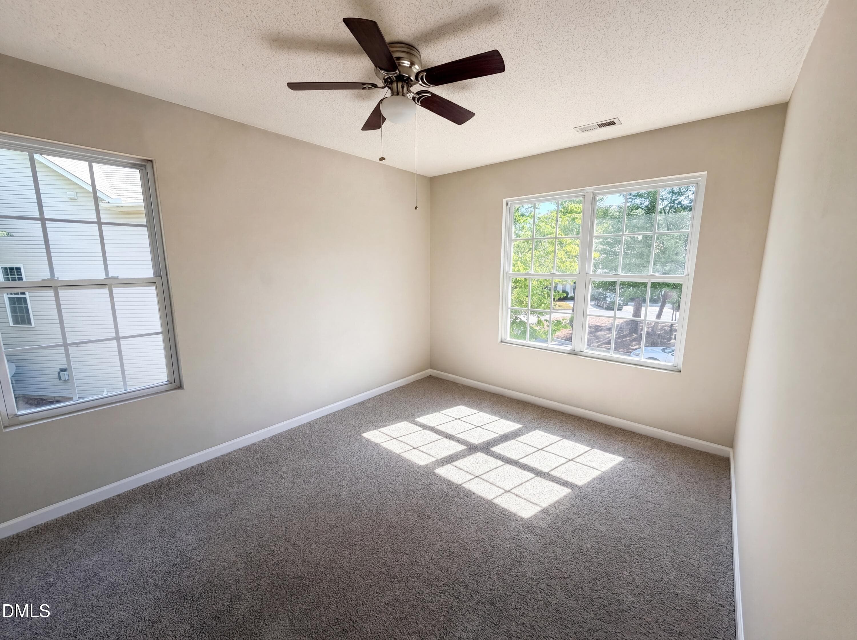 listing_10 - 43 Edgebrook Circle, Durham, NC 27703, Durham