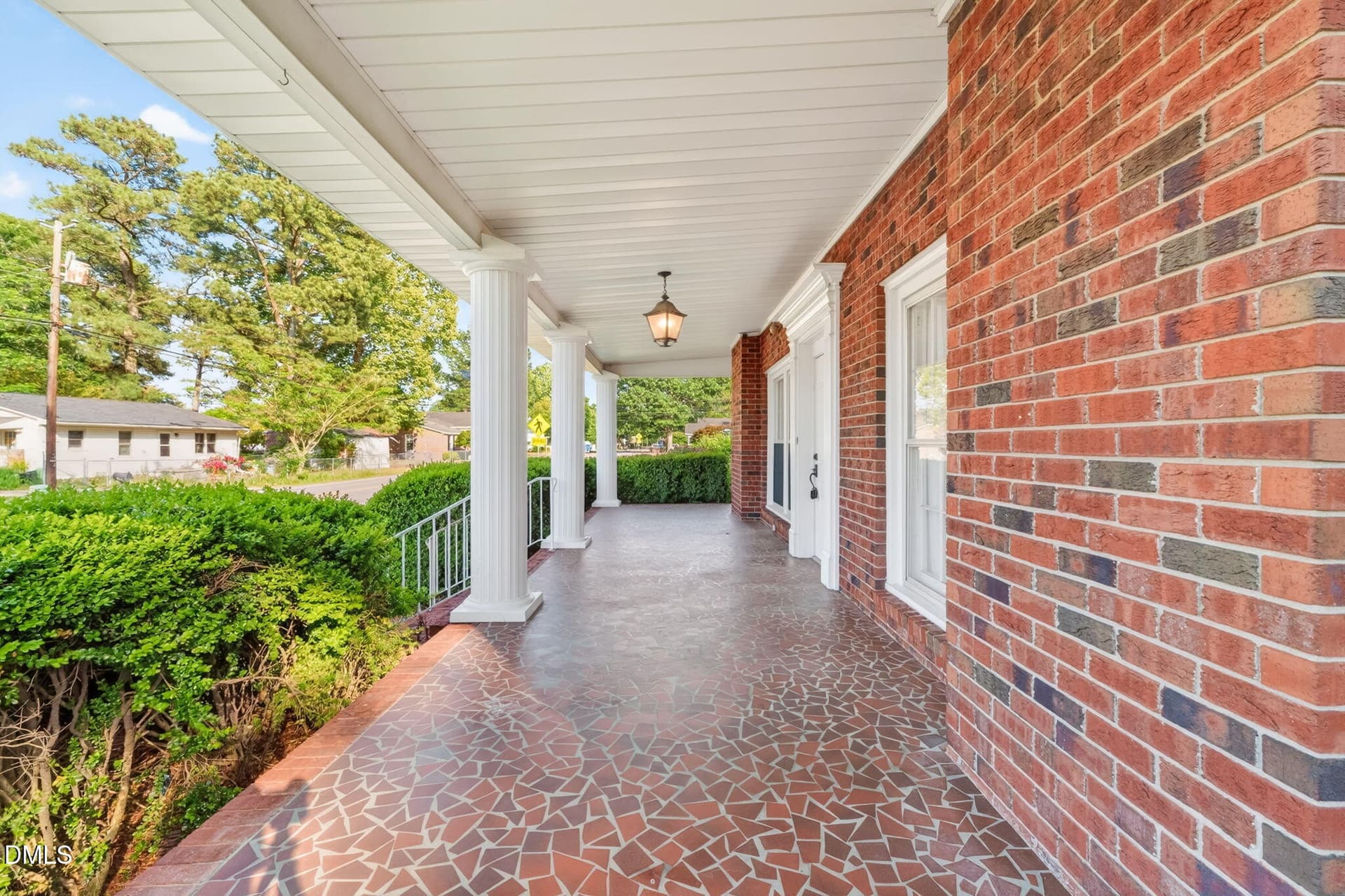 6-web-or-mls-DSC01681 - 207 W 3rd Street, Princeton, NC 27569