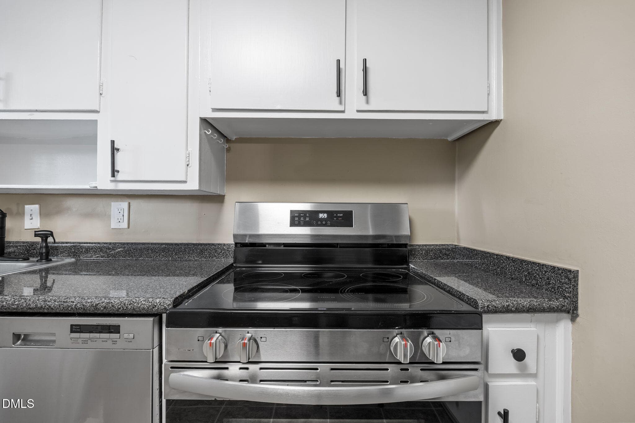 26-web-or-mls-IMG_9066 - 917 Saint Marys Street, Raleigh, NC 27605, Raleigh