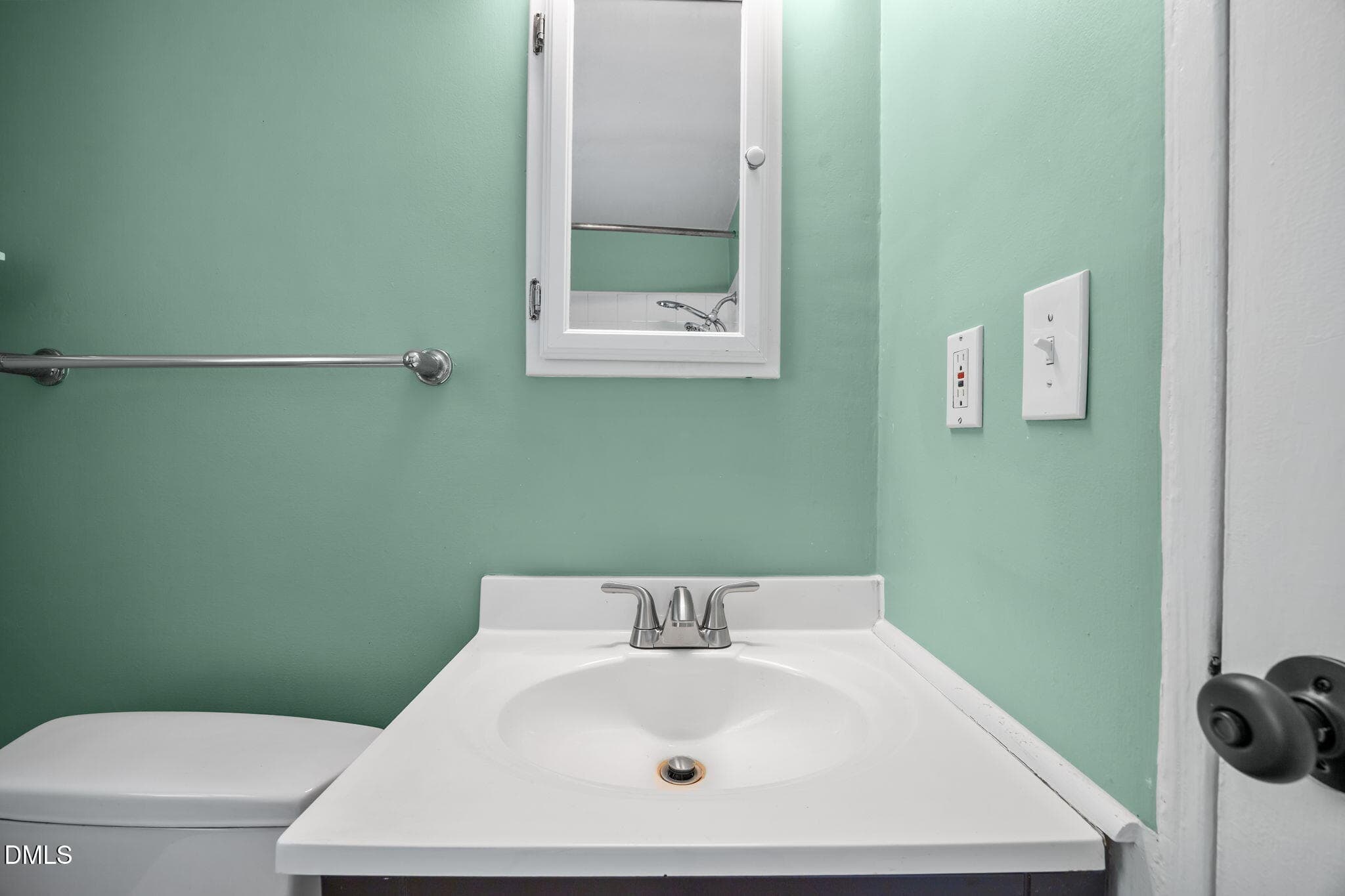 28-web-or-mls-IMG_9081 - 917 Saint Marys Street, Raleigh, NC 27605, Raleigh
