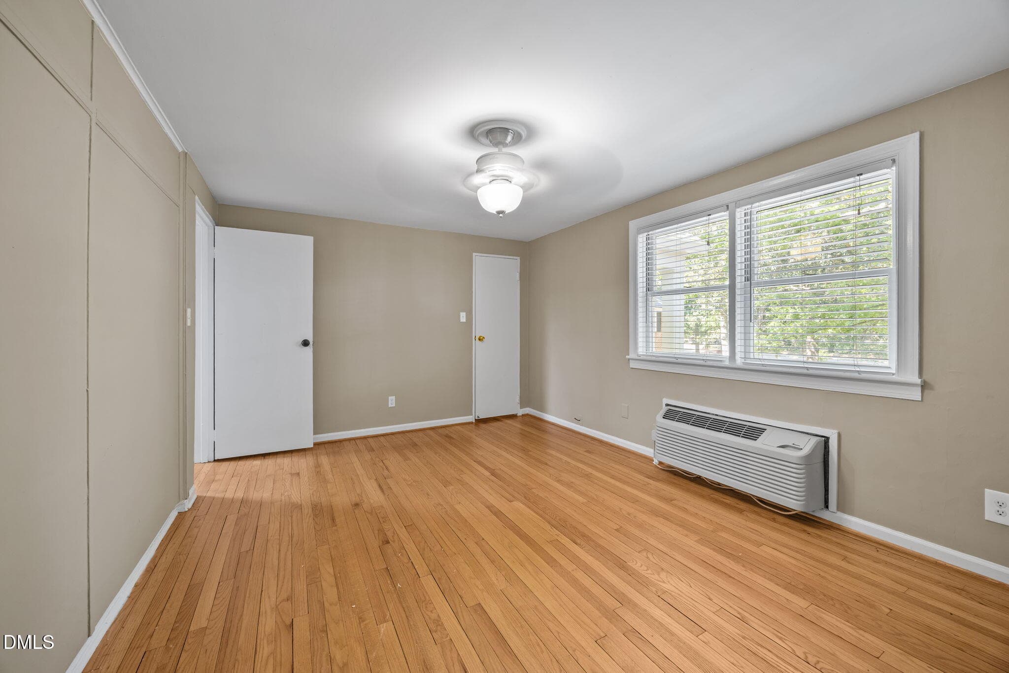 32-web-or-mls-IMG_9093 - 917 Saint Marys Street, Raleigh, NC 27605, Raleigh