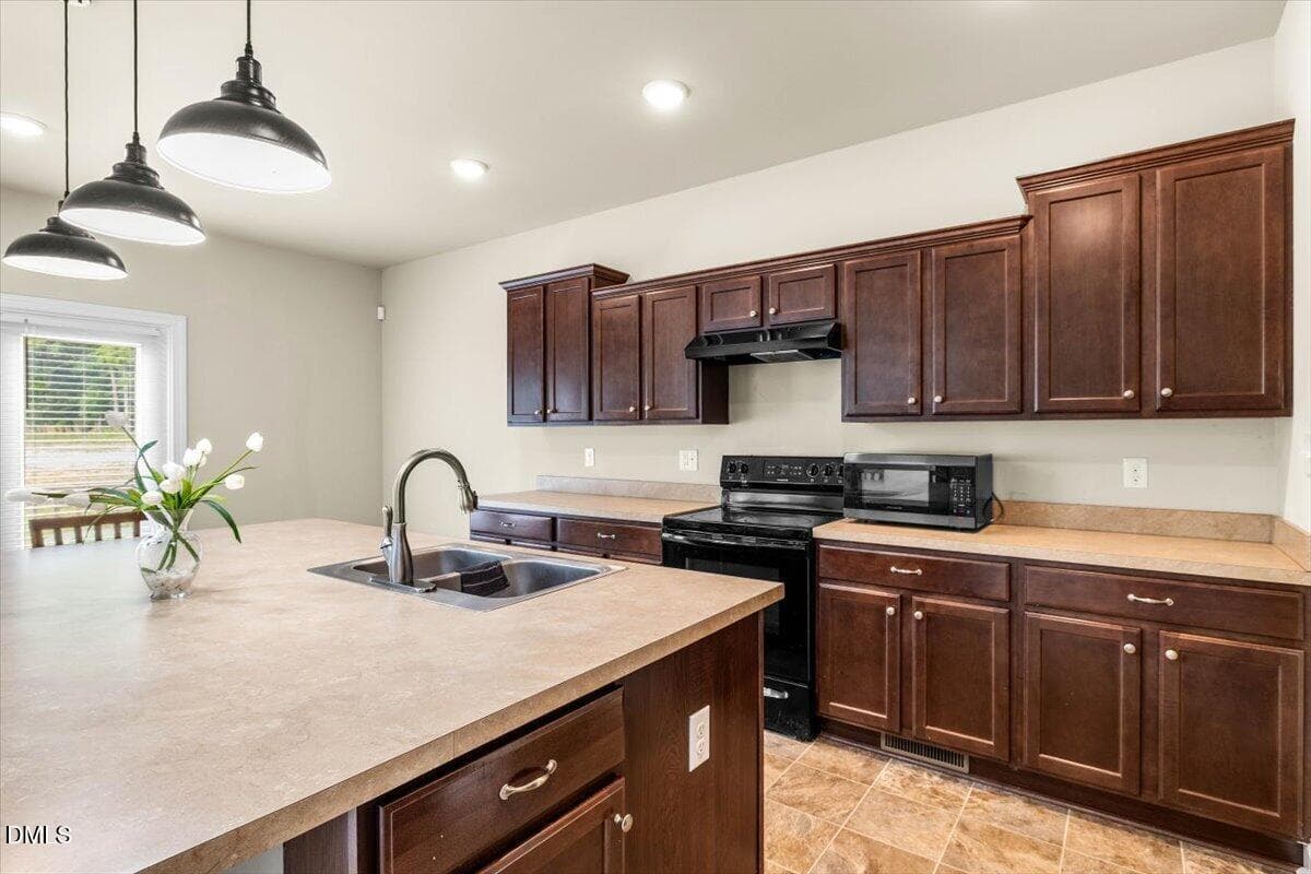 Kitchen - 704 Haw River Hopedale Road, Burlington, NC 27217, Burlington