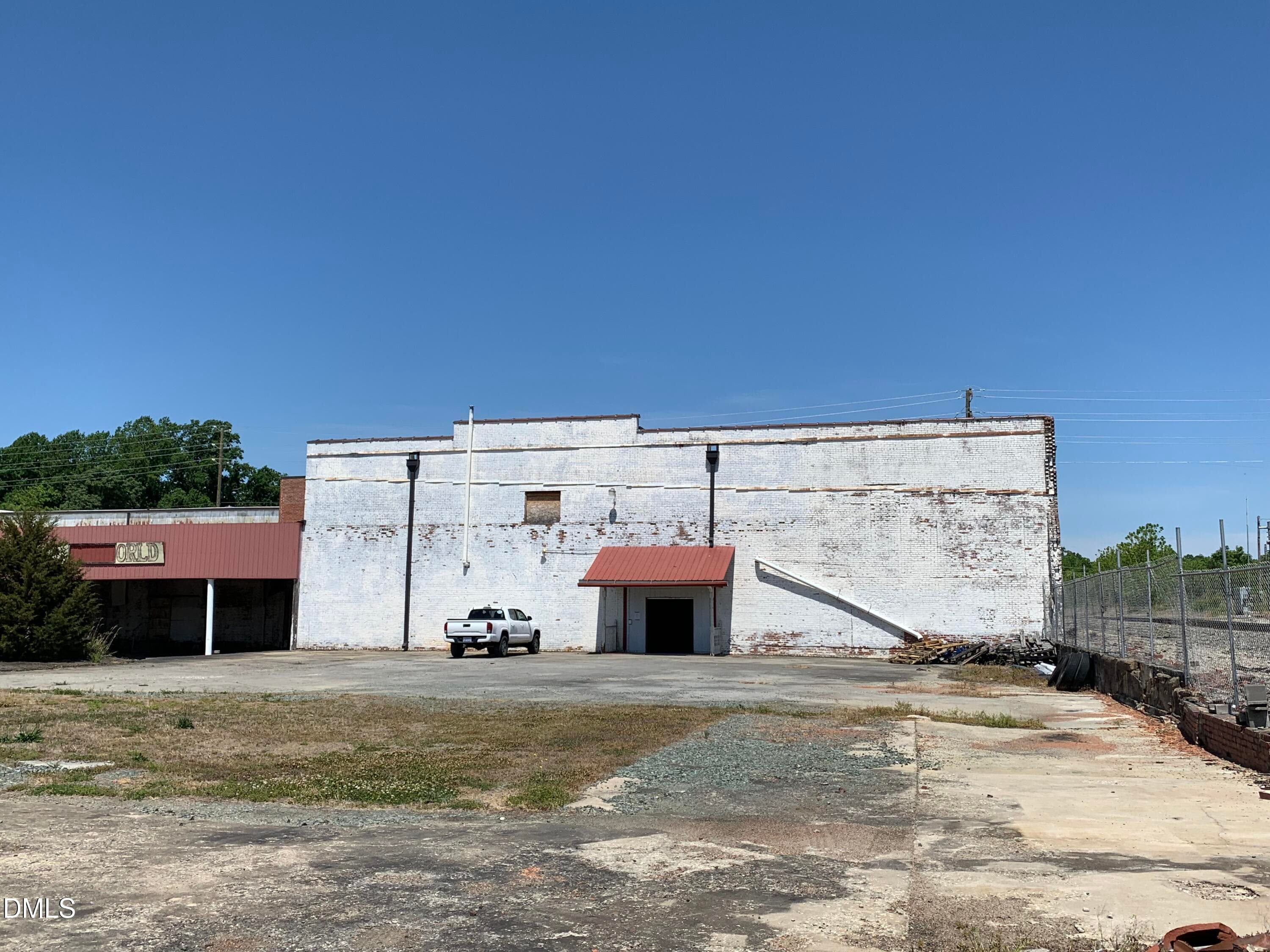 IMG_8395 - 208 W 2nd Street, Siler City, NC 27344
