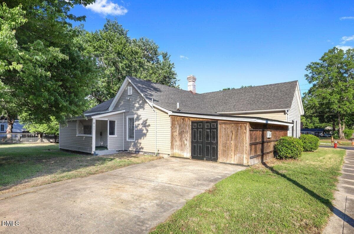 501 N Raiford St-7 - 501 N Raiford Street, Selma, NC 27576