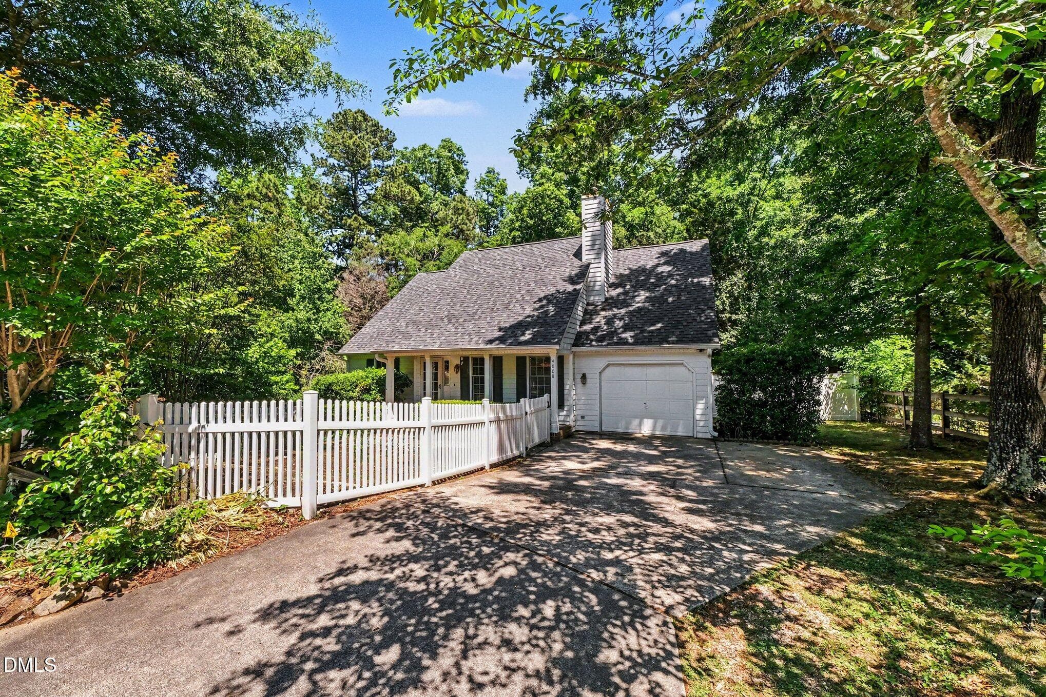 003_file_5464 - 4008 Ellisfield Drive, Durham, NC 27705, Durham