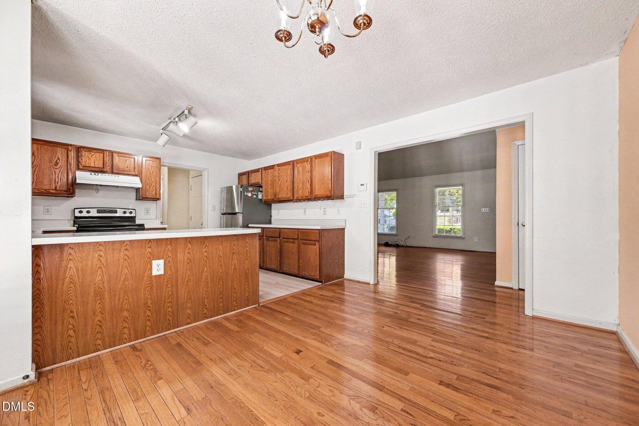 009_file_5512 - 4008 Ellisfield Drive, Durham, NC 27705, Durham