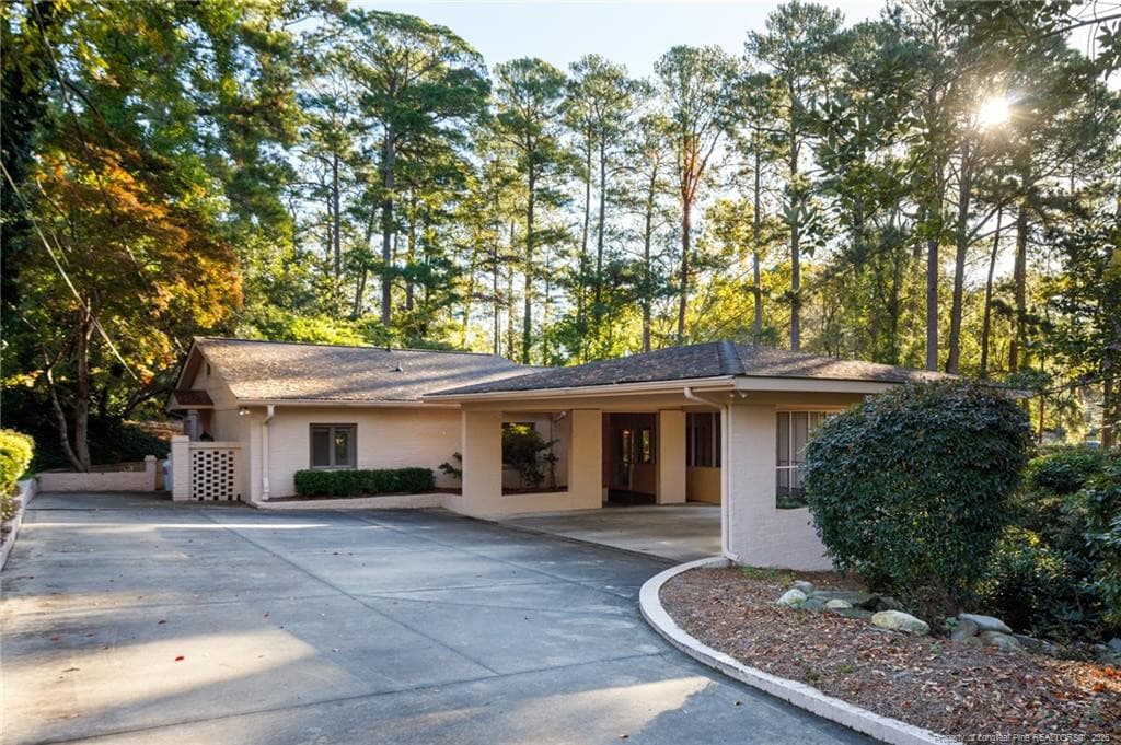 Photo 3 - 440 Valley Road, Fayetteville, NC 28305, Fayetteville