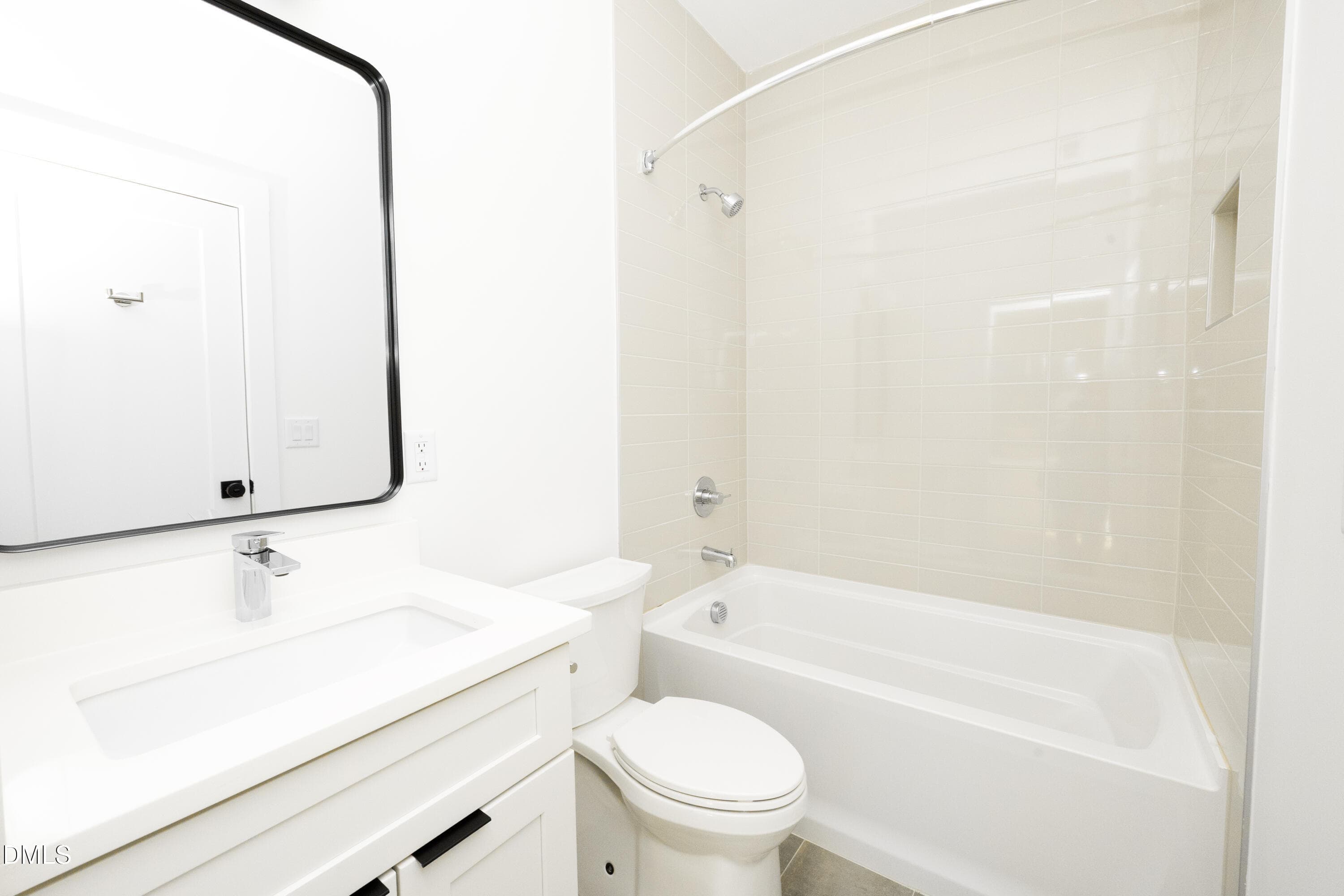 2H4A0376 - 209 Woodsborough Place, Raleigh, NC 27601, Raleigh