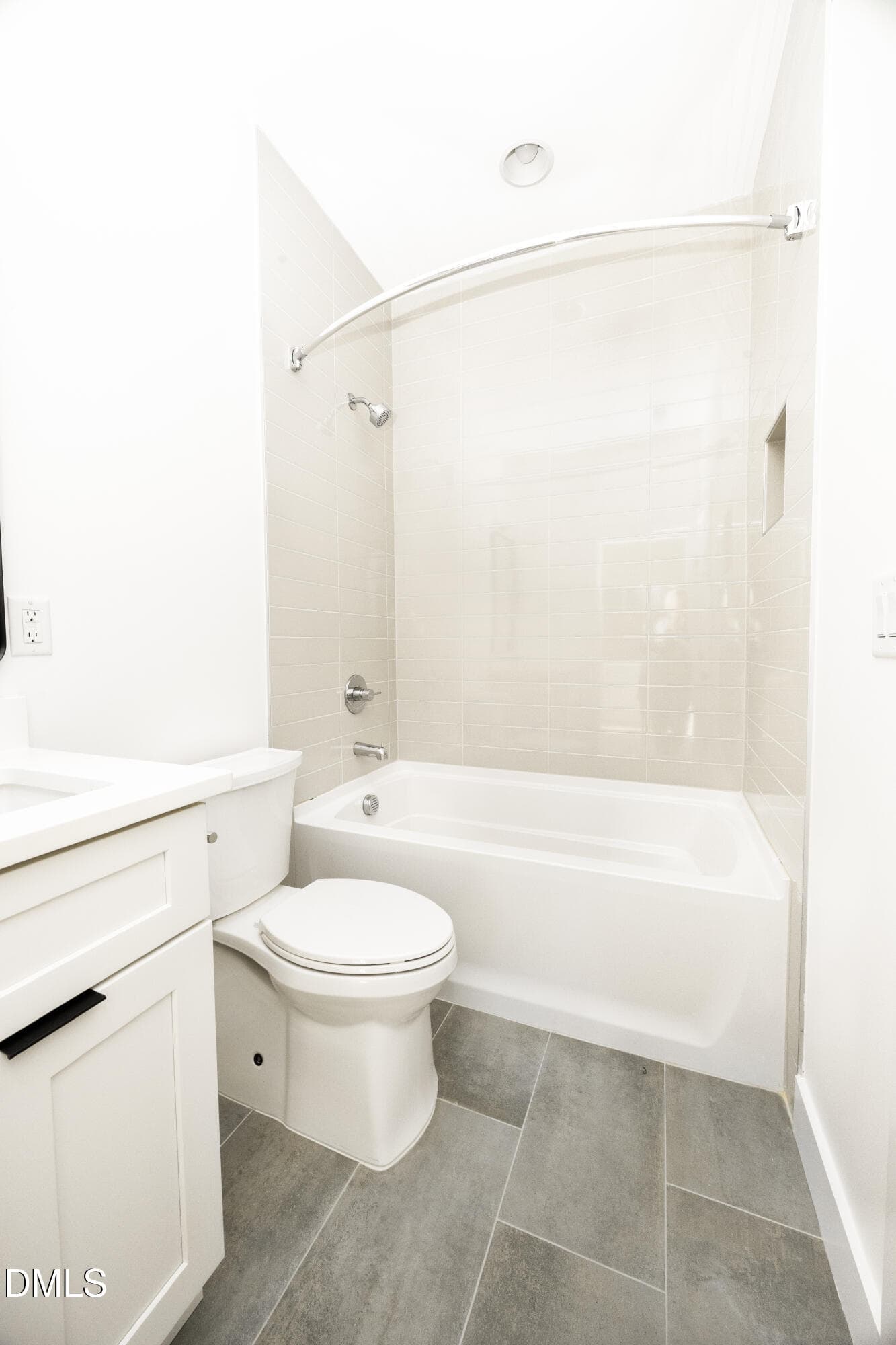 2H4A0379 - 209 Woodsborough Place, Raleigh, NC 27601, Raleigh