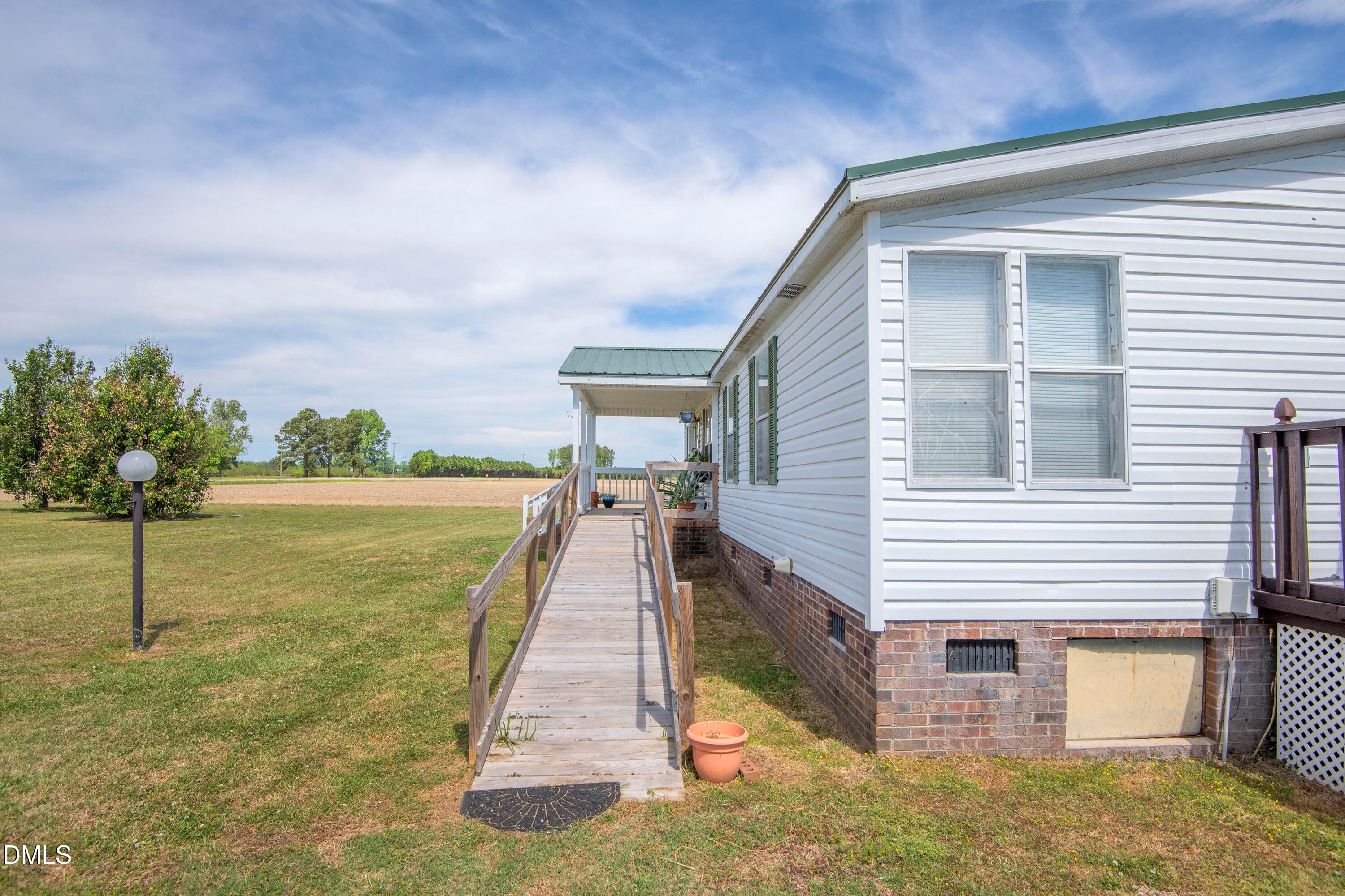 10278-nc-33-nw-45 - 10278 N Carolina 33, Whitakers, NC 27891, Whitakers