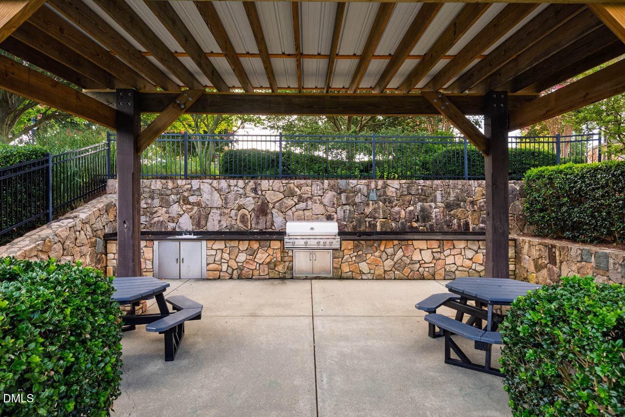 Grilling Station - 297 Beacon Ridge Boulevard, Chapel Hill, NC 27516, Chapel Hill