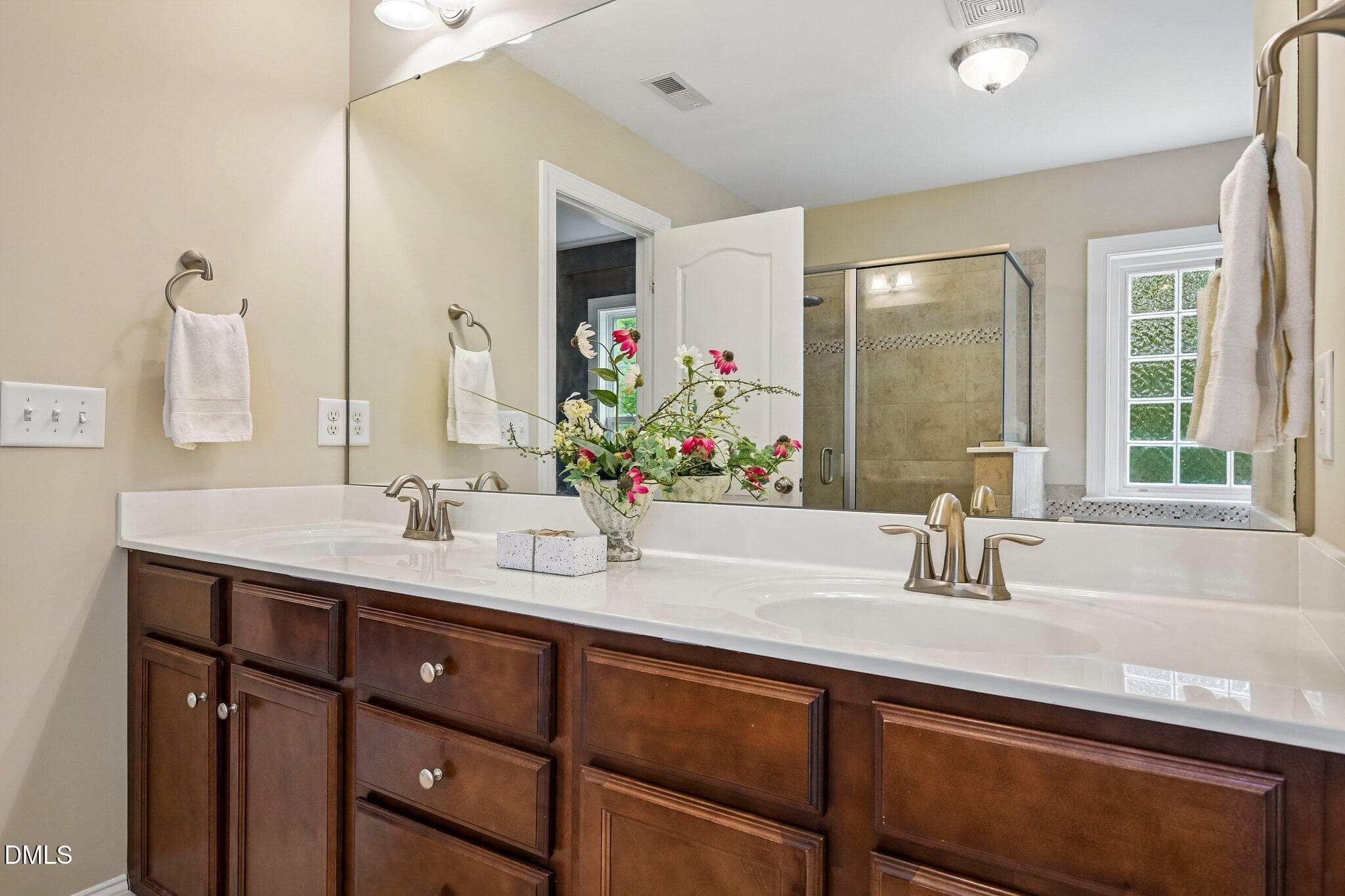 27-web-or-mls-8000 Upper Lake Dr-S1205-0 - 8000 Upper Lake Drive, Raleigh, NC 27615, Raleigh